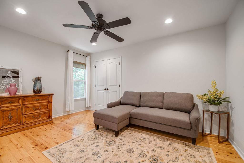 Hill Country Retreat | Photo 21