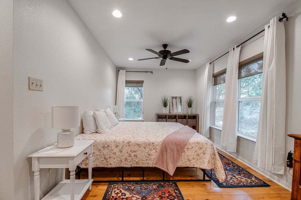 Hill Country Retreat | Photo 30