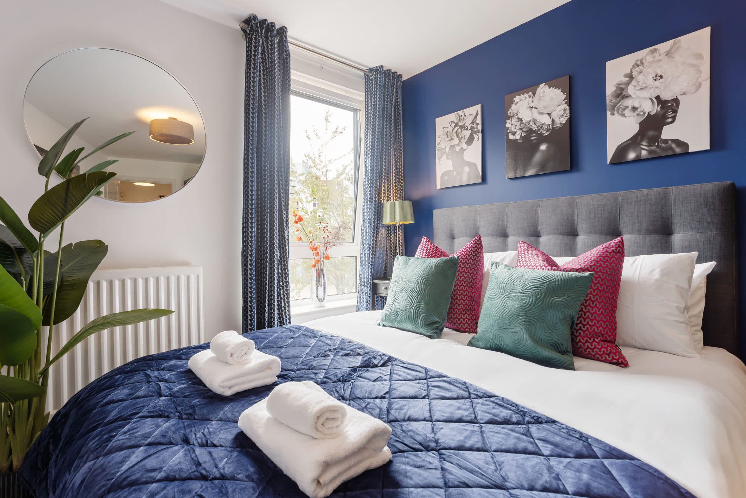View Greenwich 2BR 3 Min Walk to Station Park by Omega in Tarves Way 11 SE10 9JP Greenwich 2BR 3 Min Walk to Station Park by Omega in Tarves Way 11 SE10 9JP - Property image 3 - VivreStays