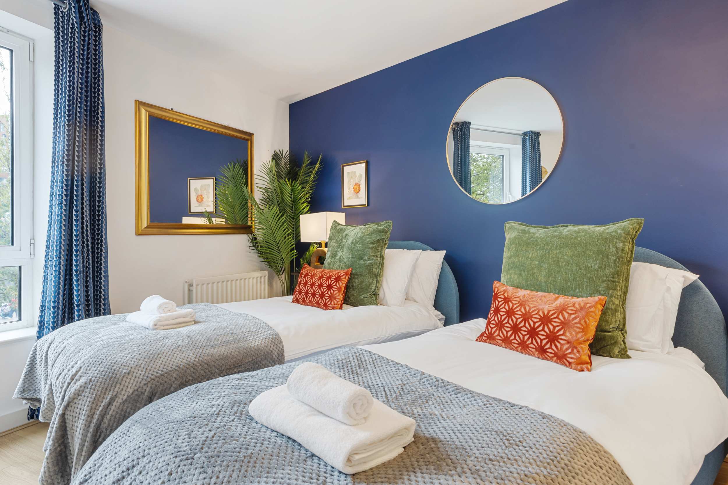 Greenwich 2BR 3 Min Walk to Station Park by Omega serviced apartment - UK - VivreStays