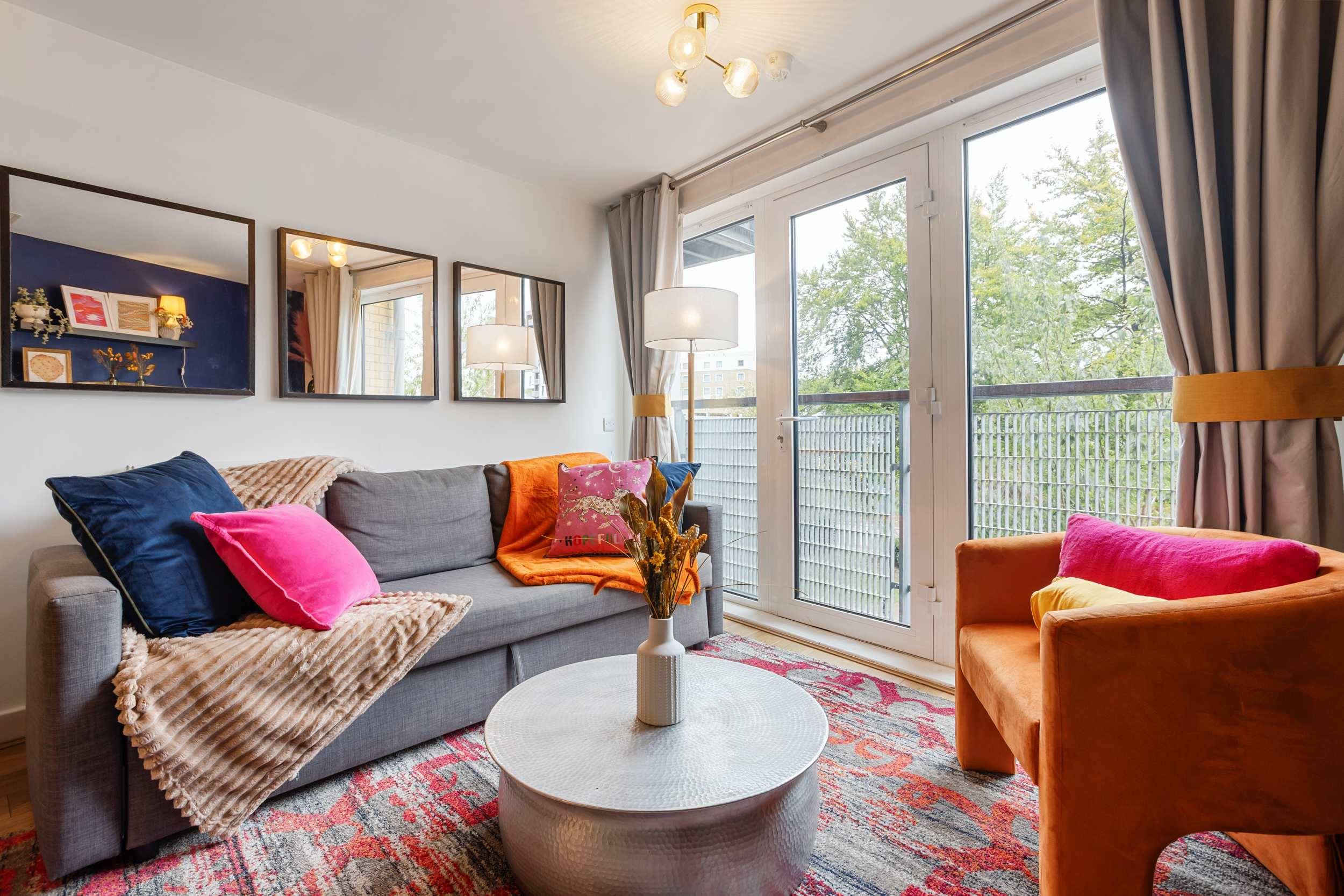 View Greenwich 2BR 3 Min Walk to Station Park by Omega in Tarves Way 11 SE10 9JP Greenwich 2BR 3 Min Walk to Station Park by Omega in Tarves Way 11 SE10 9JP - Property image 2 - VivreStays