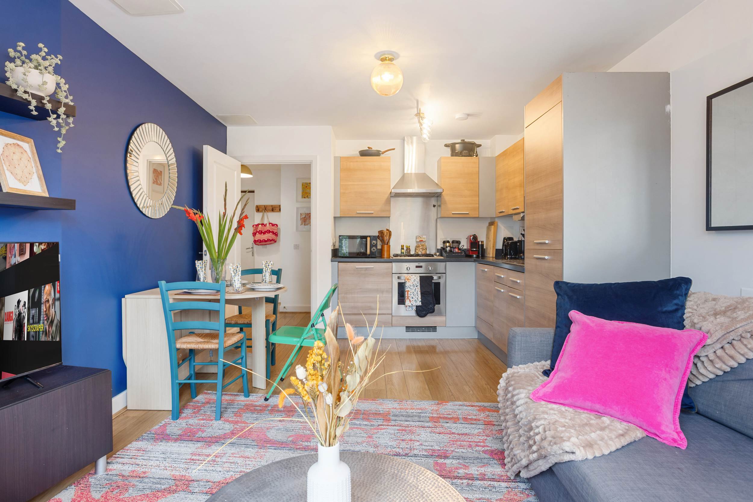 View Greenwich 2BR 3 Min Walk to Station Park by Omega in Tarves Way 11 SE10 9JP Greenwich 2BR 3 Min Walk to Station Park by Omega in Tarves Way 11 SE10 9JP - Property image 20 - VivreStays
