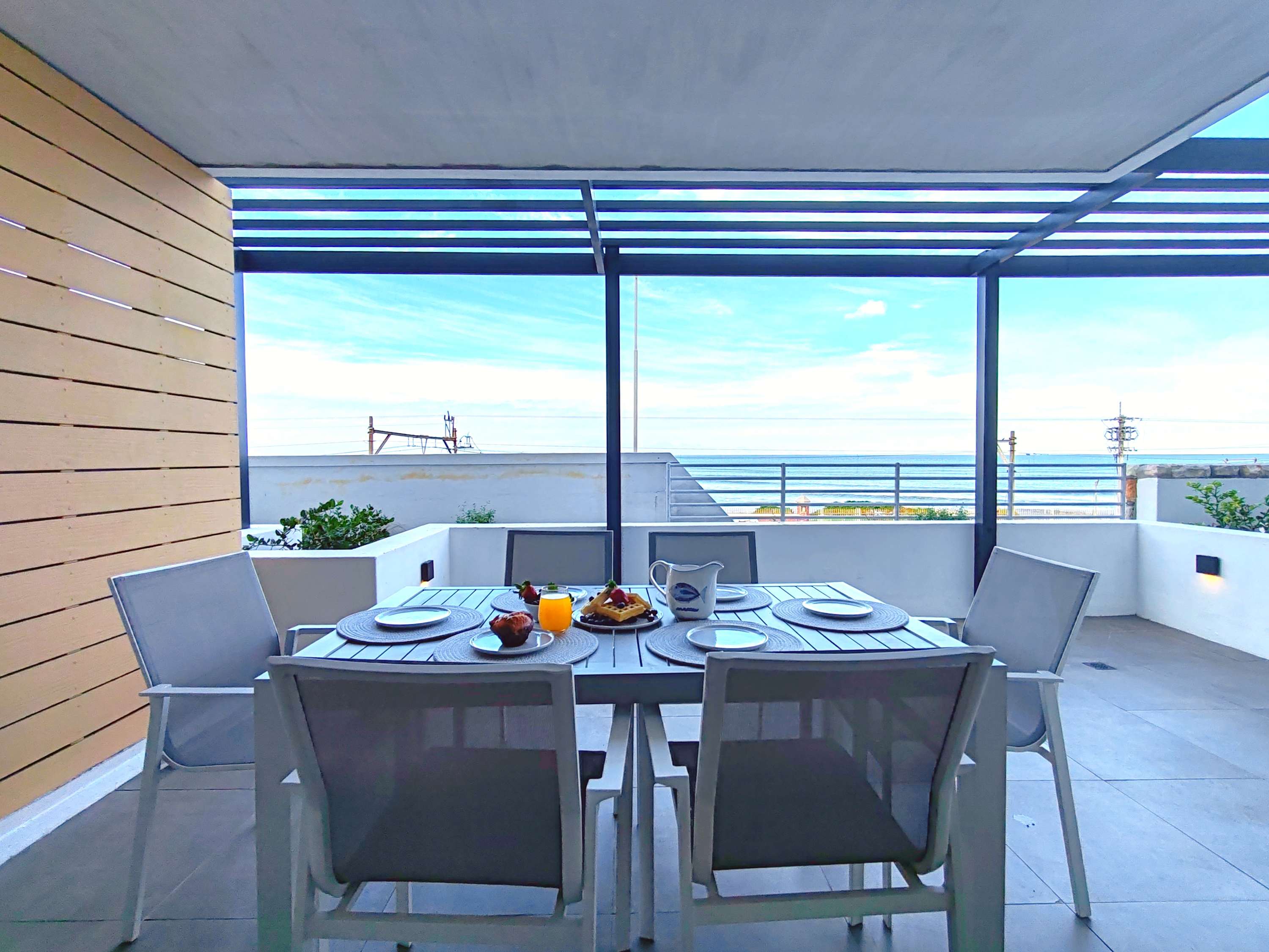 Wavescapes Bayview Bliss — Muizenberg, Western Cape — vacation rental