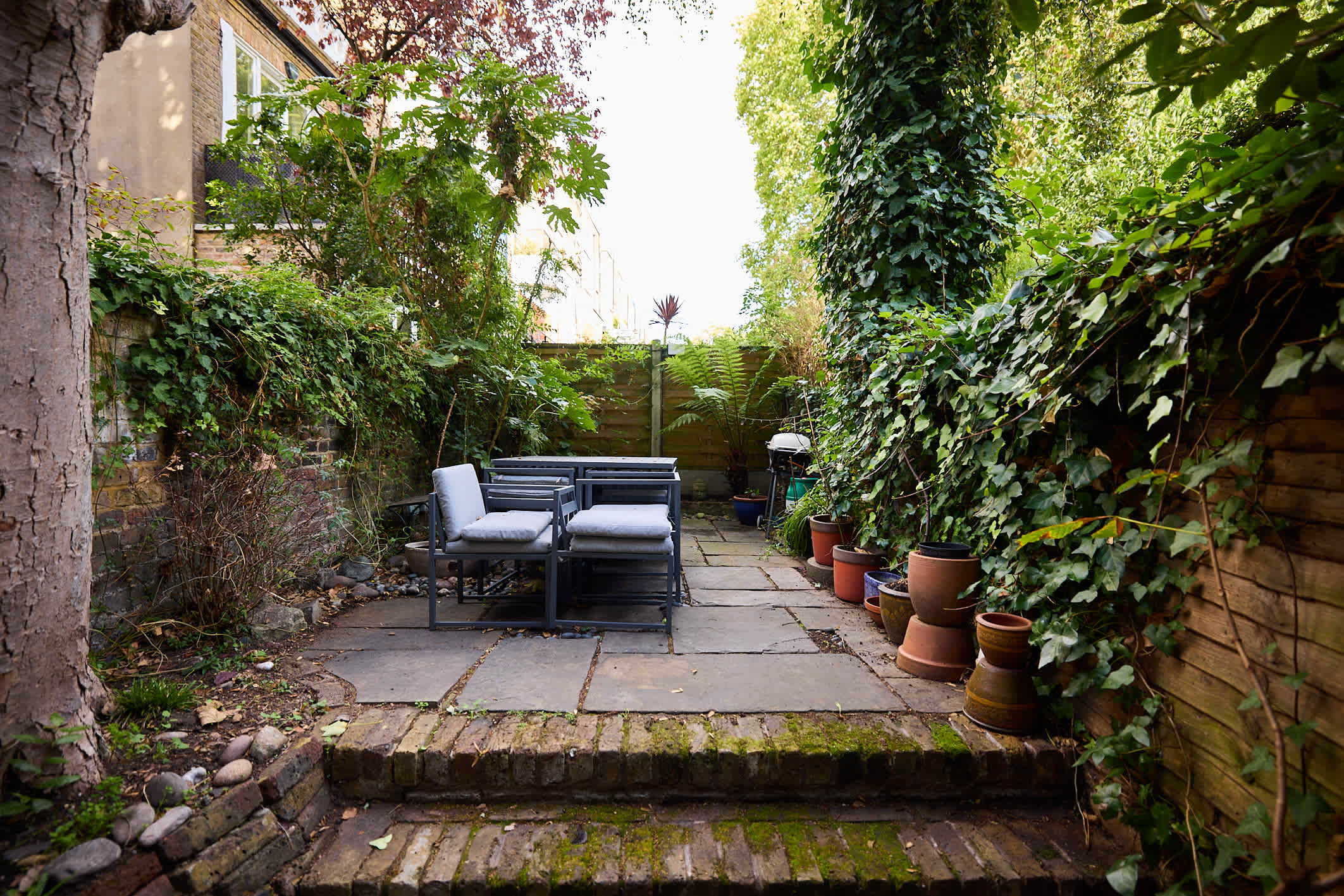 Kensington Garden Flat with Office & Outdoor Space in 160 Holland Road, W14 8BE - Property image 7 - VivreStays