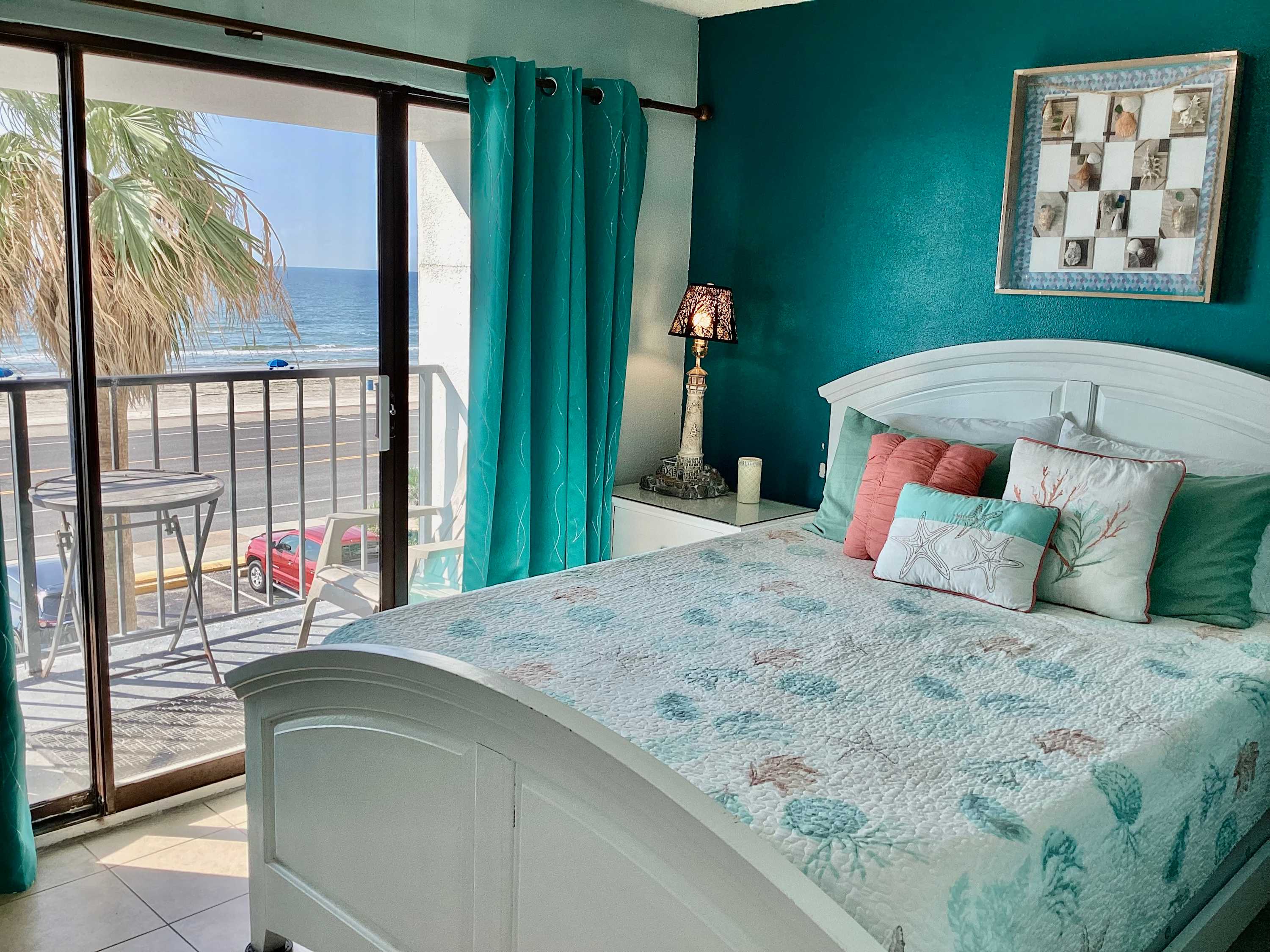 Blue Bliss Beachfront Condo 5