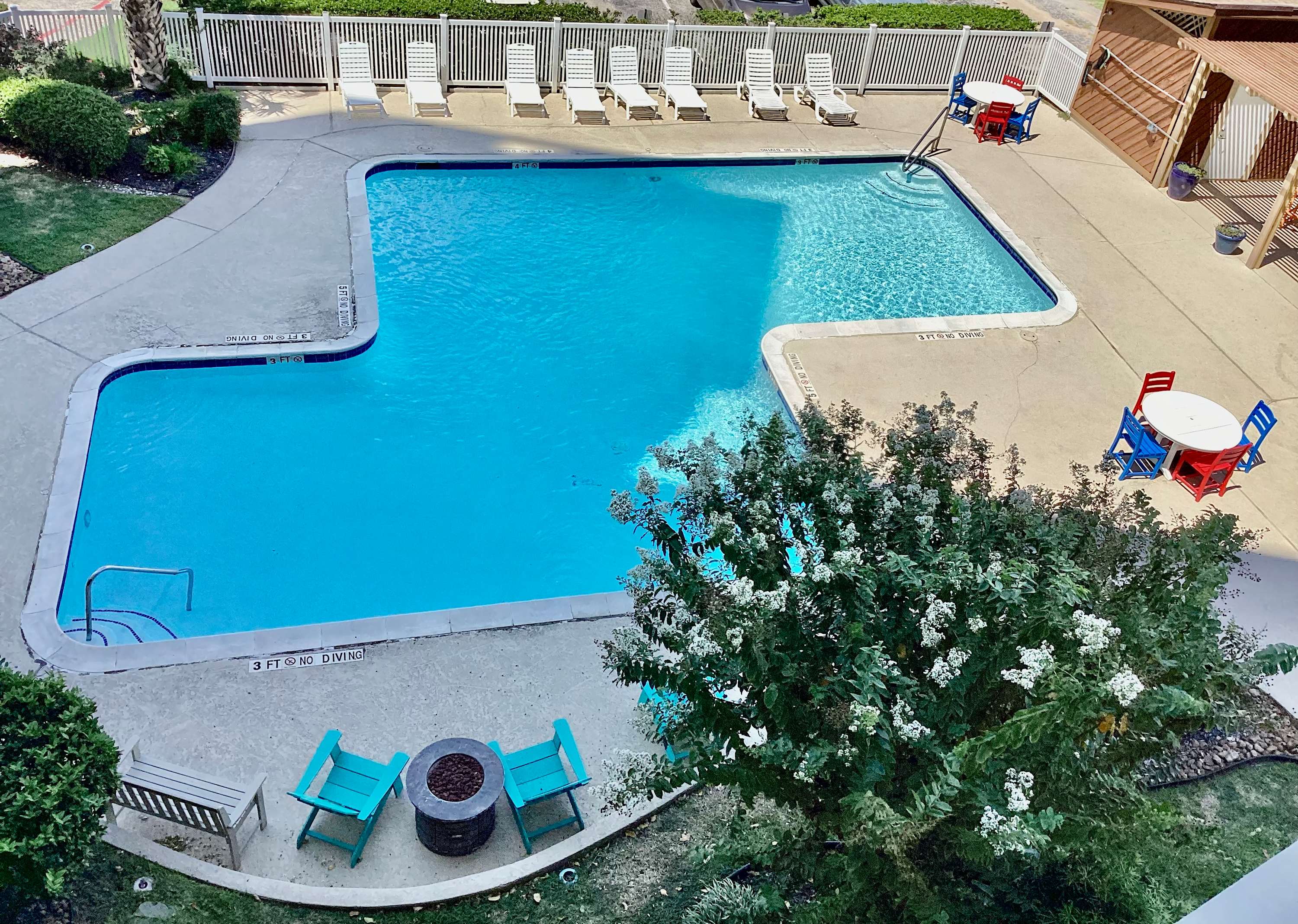 Blue Bliss Beachfront Condo 3