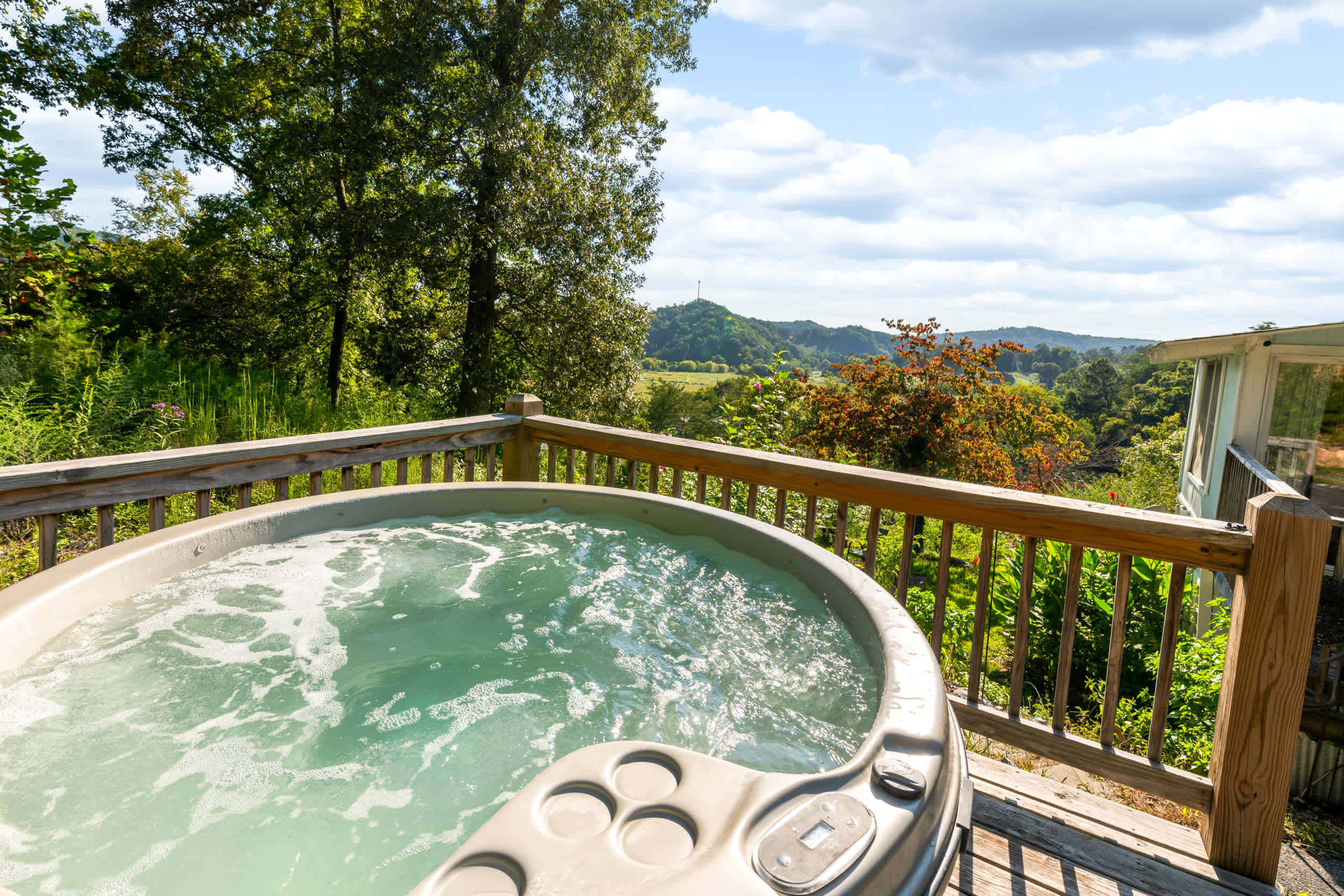 Hilltop Farmhouse - Hot Tub, Views & Fire Pit!