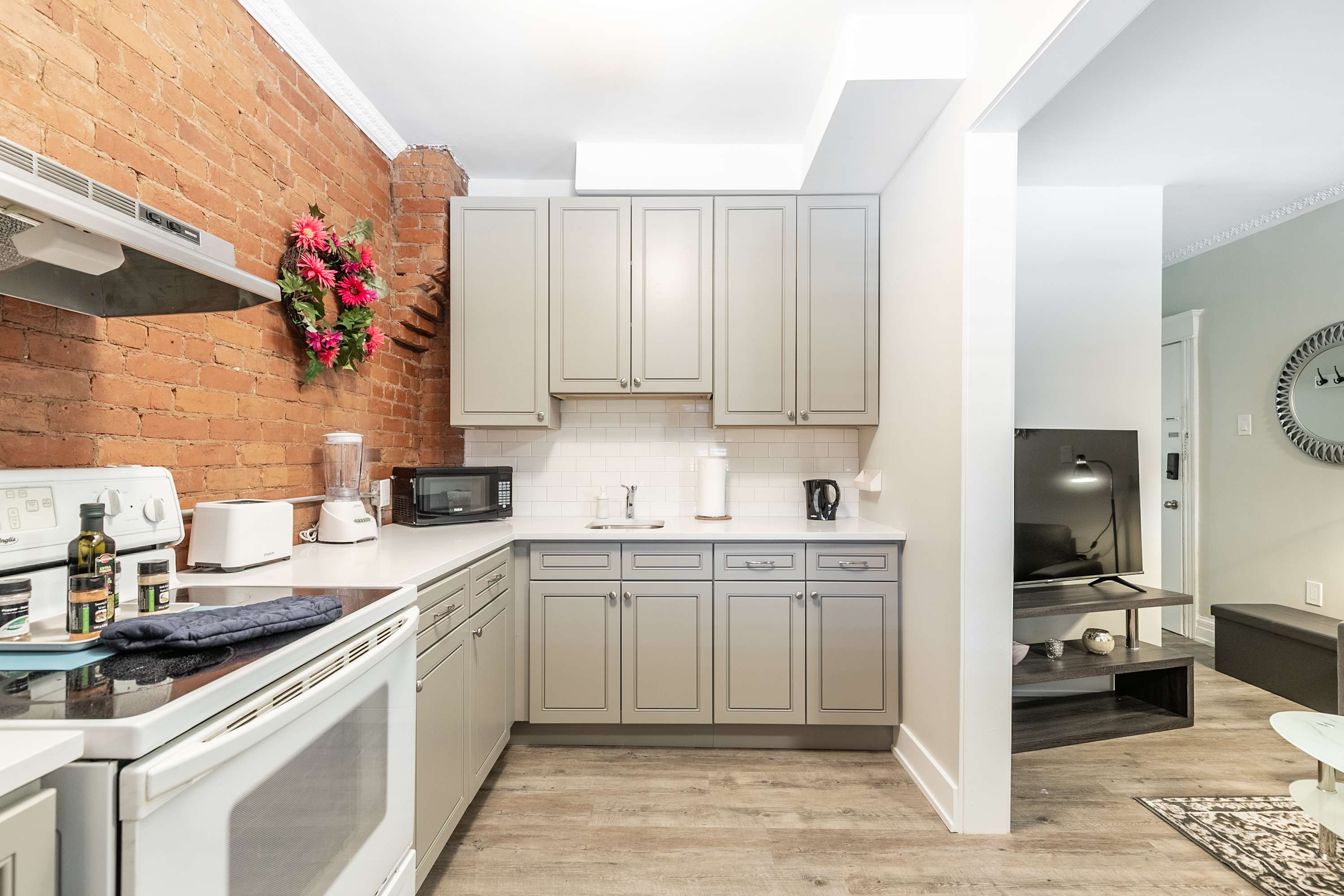 Fully equipped kitchen 