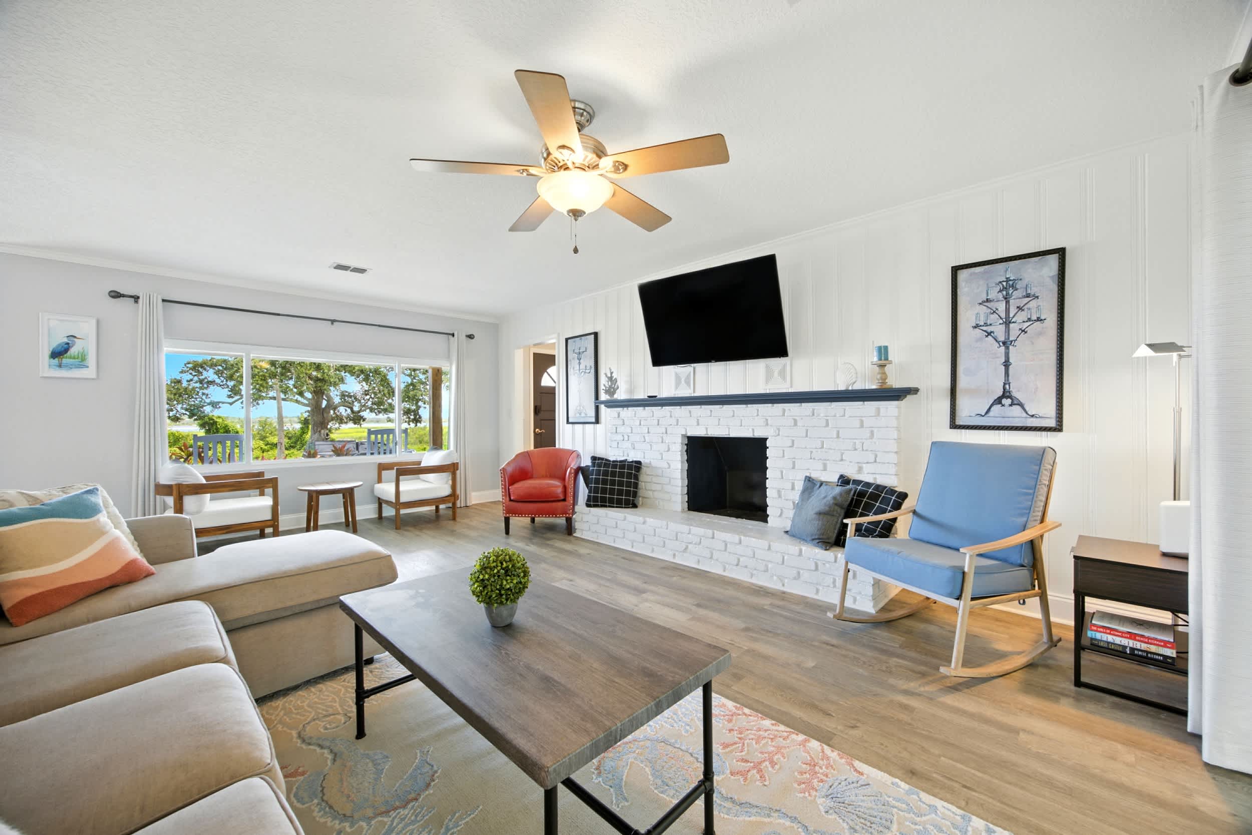 The Heron House - River View