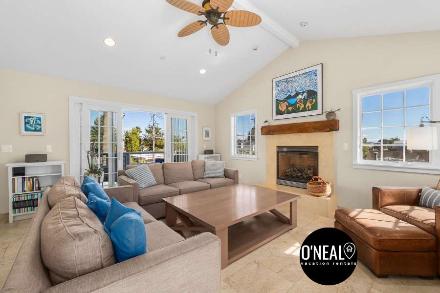 Gorgeous Pleasure Point Home - Sleeps 10! — Santa Cruz, CA — vacation rental