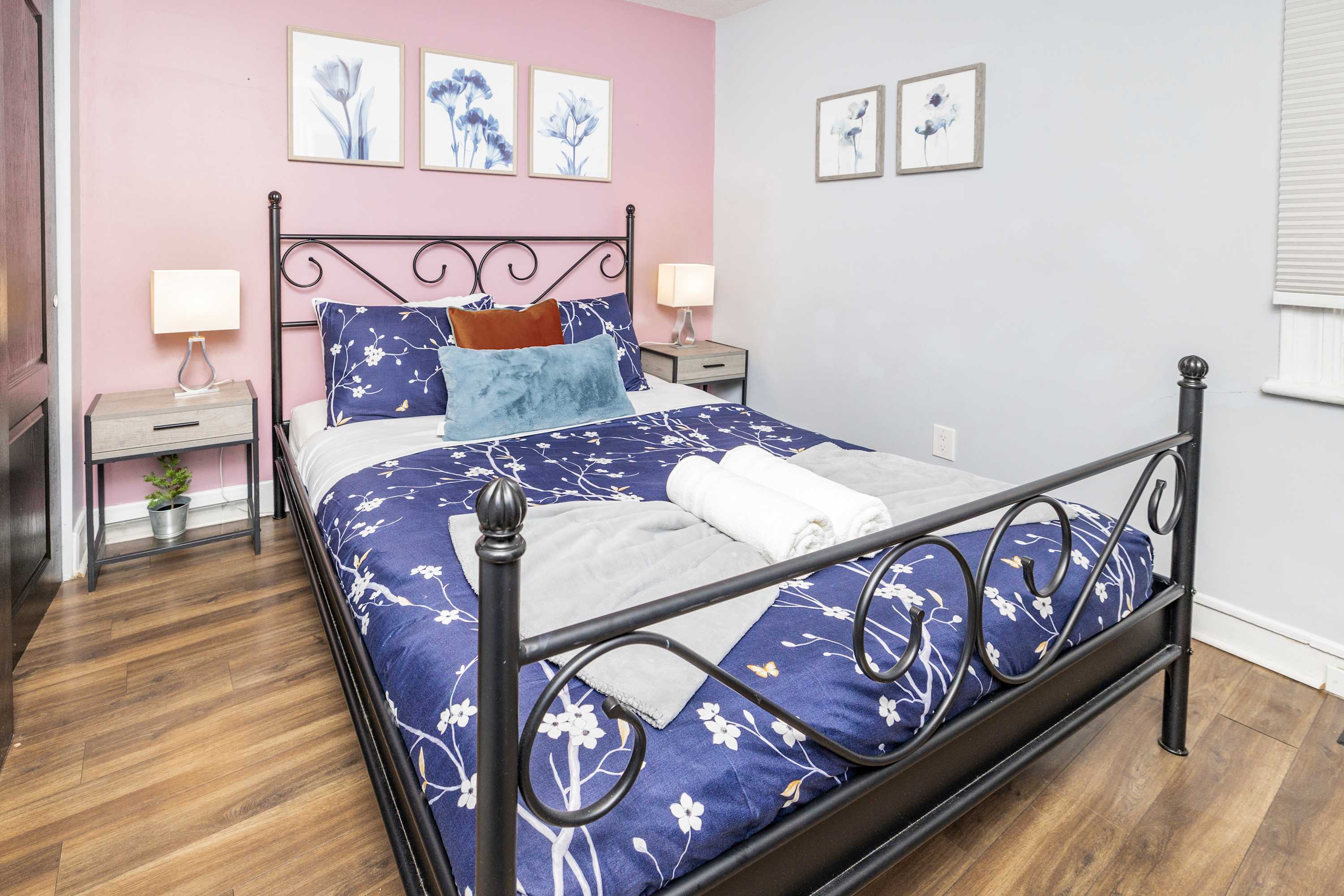 Stylish 1BR Getaway Near Ottawa s Downtown