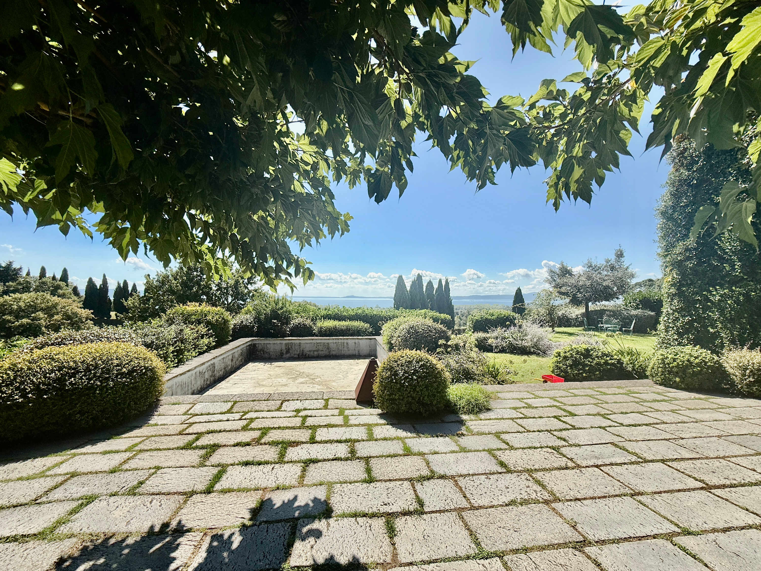 Property thumbnail 10