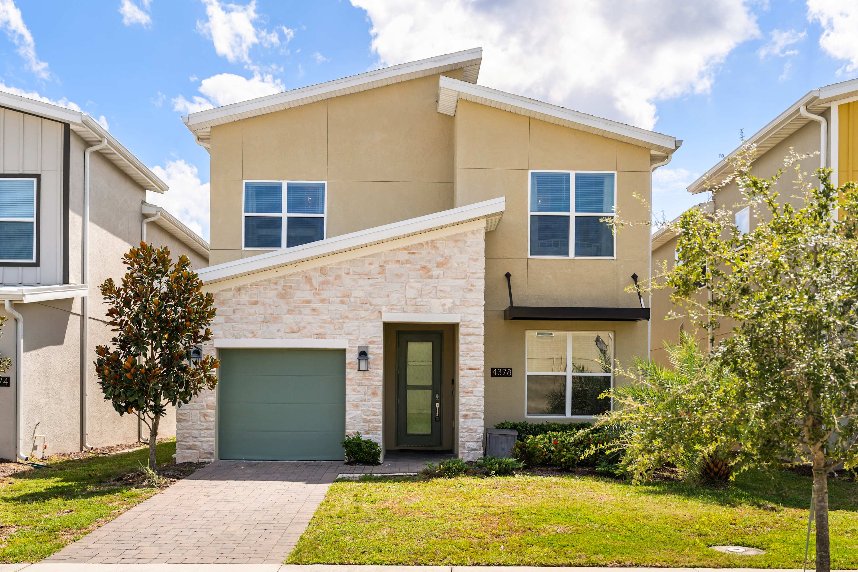 Upstay Modern 5BR Resort Home w Pool Hot Tub | Photo 41