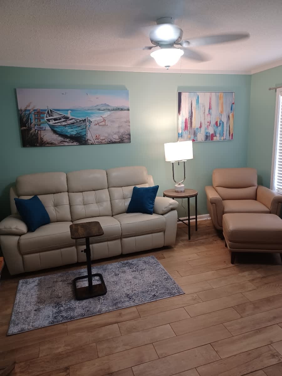 Largest unit in Hilton Head Resort with Washer& Dryer in Unit 3