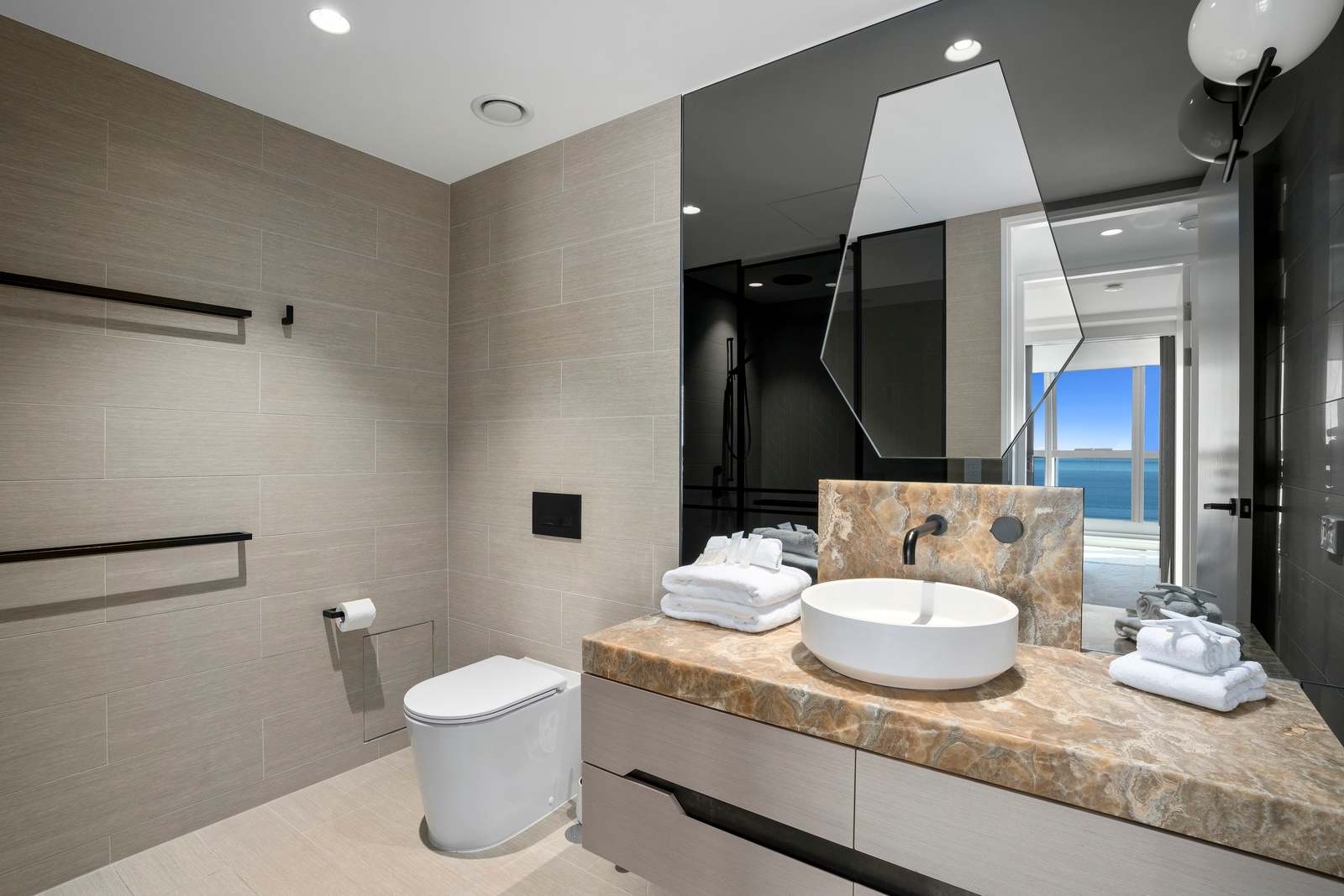Jewel 2 Bedroom Ocean
