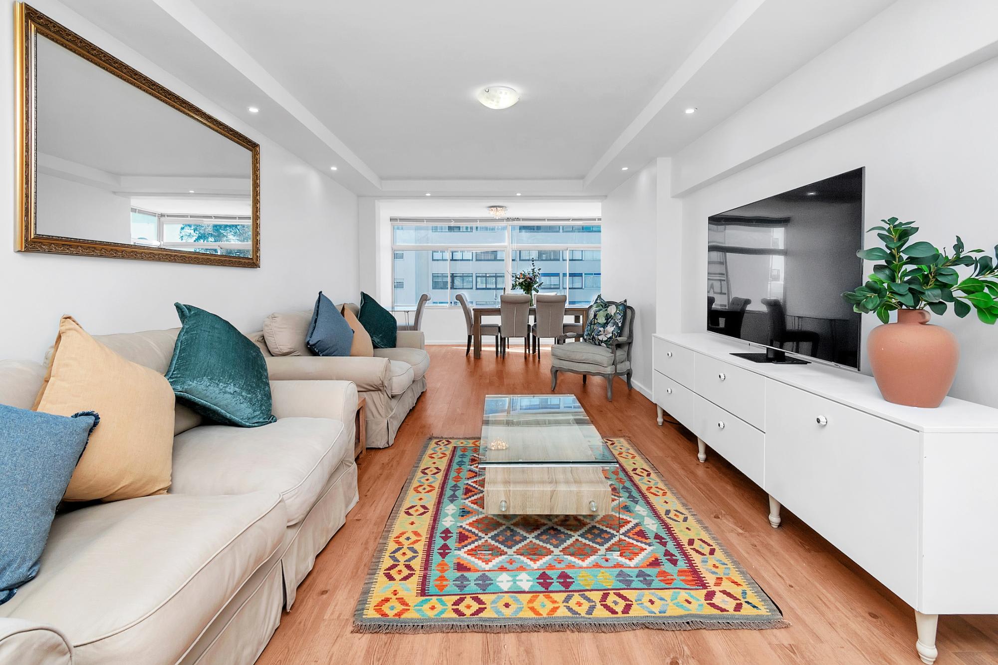 2bed Central Apartment in Cape Town Atlantic Point 4