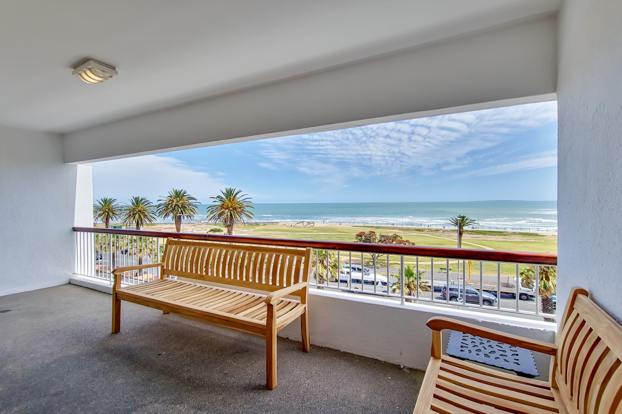 3bed Apartment in Cape Town w Views Ocean Outlook 5