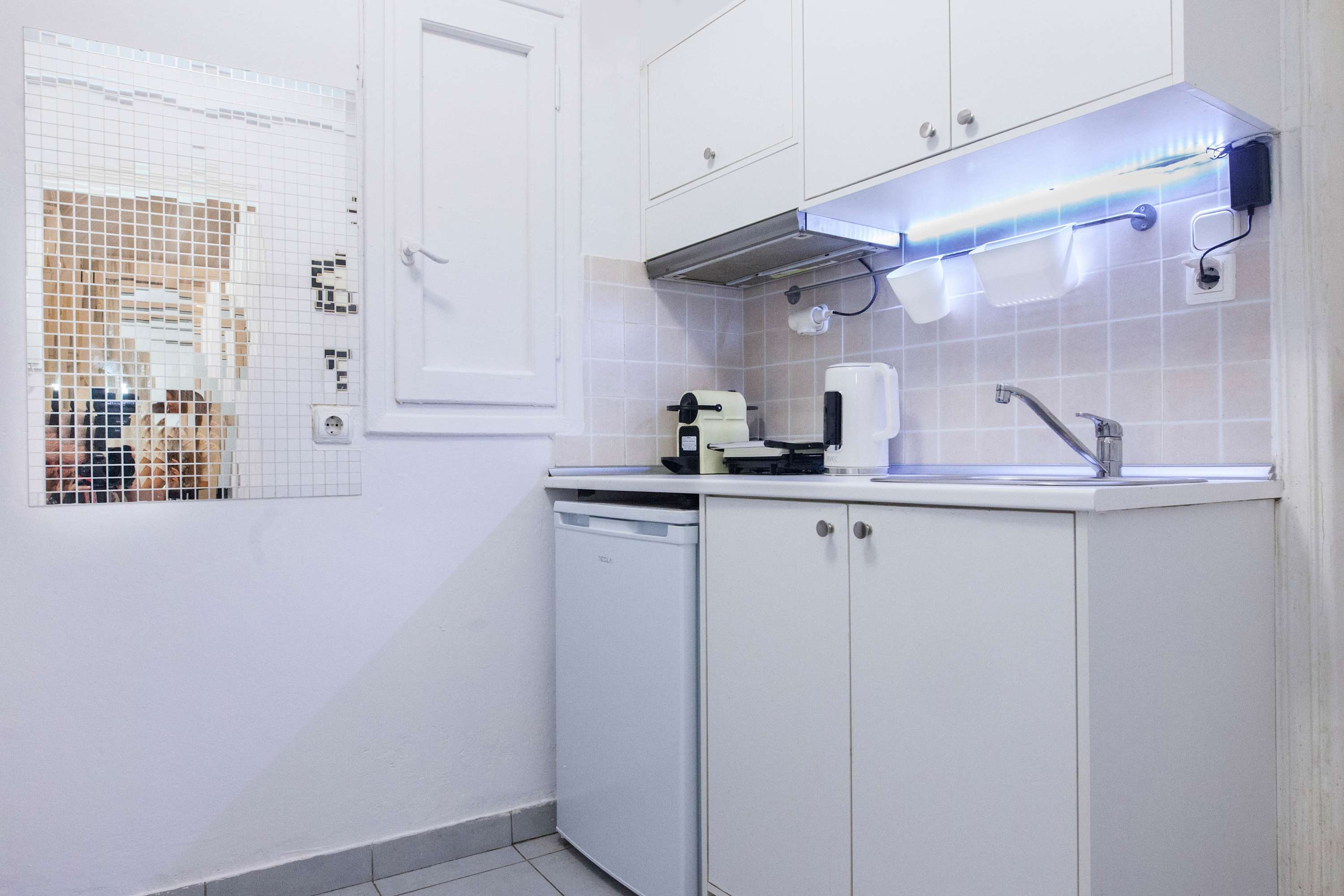 Modern Studio Stay in Trendy Kolonaki in Athens — photo 5