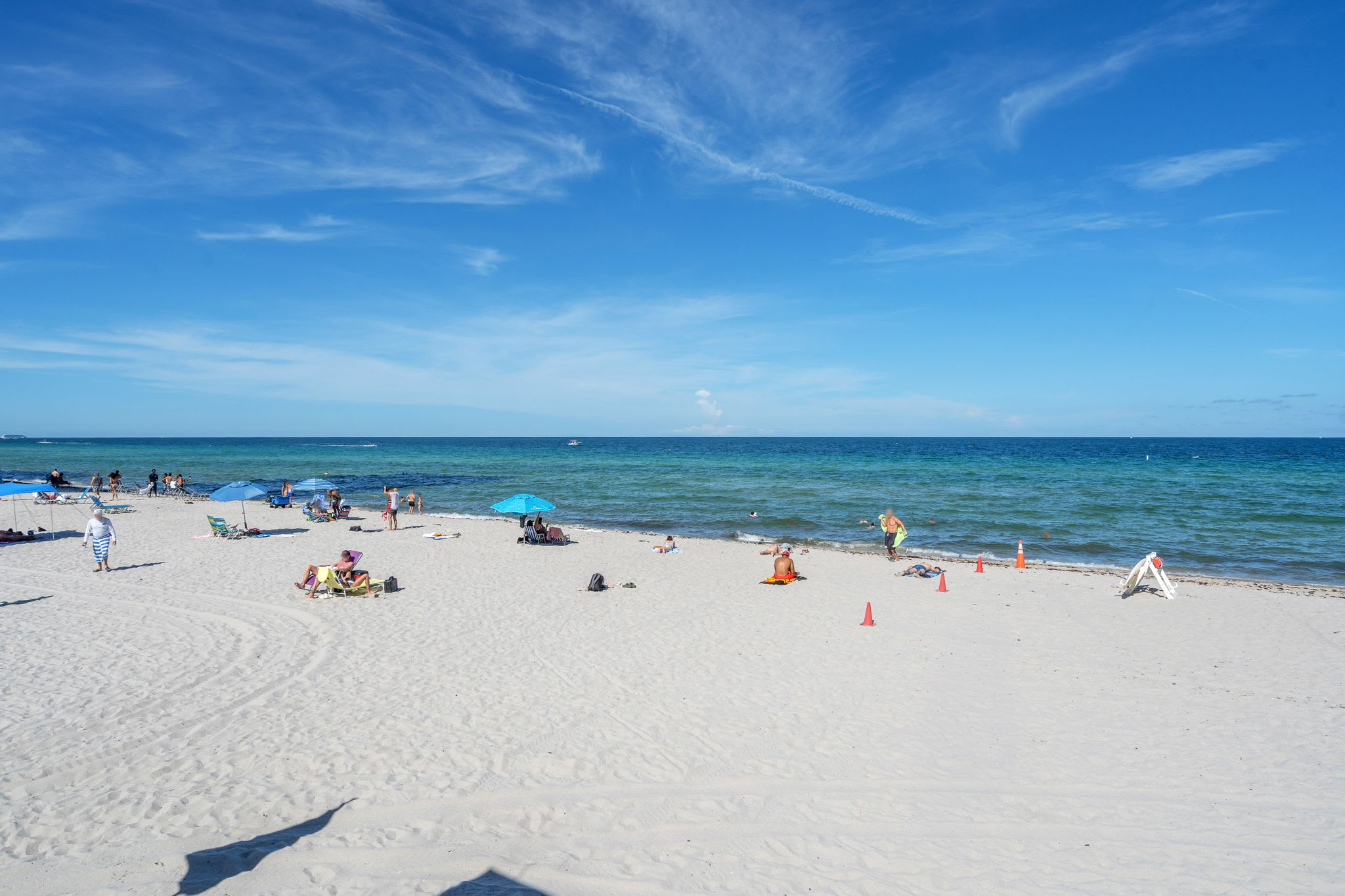 Ocean Wind - Luxury Beachfront Condo with Pool & Gym | Photo 3