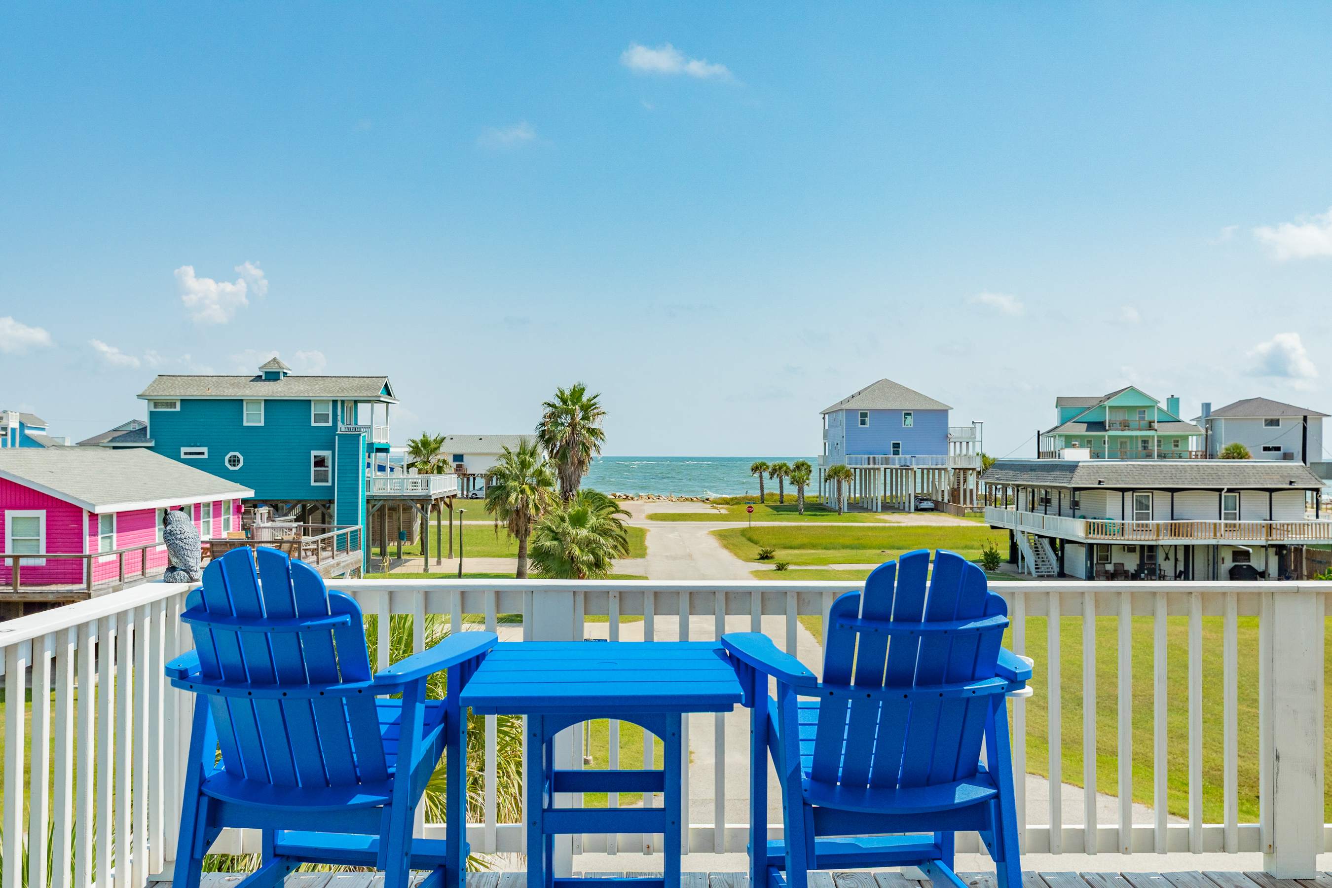 The Tides of Casa Blanca Modern Luxe by the Sea 3