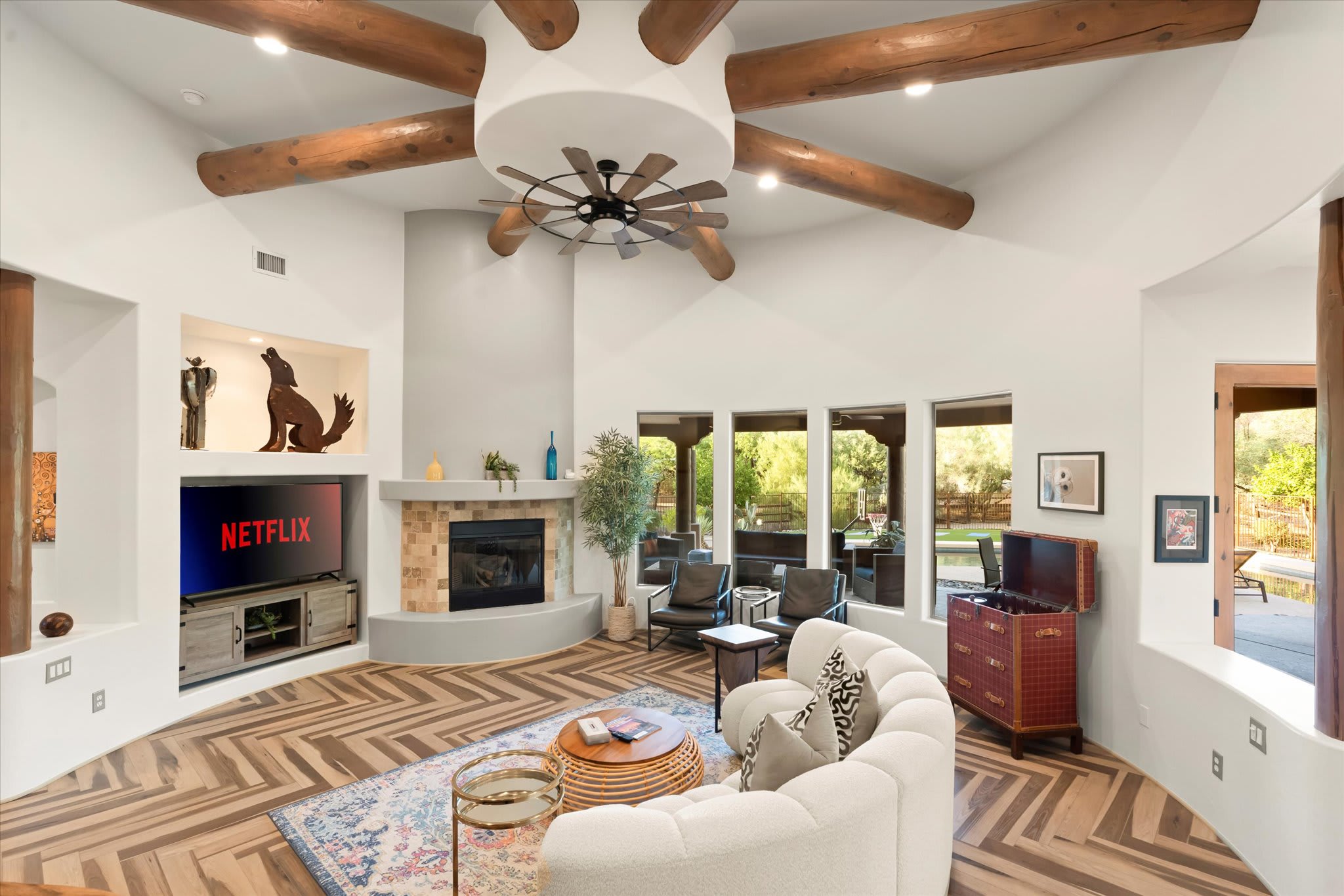 Cave Creek Luxe • 5BR w/ Casita • Pool & Views! 2