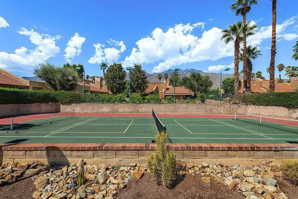 2BR/2BA Paradise @ The Pointe | Pool, Spa & Tennis - Picture 47