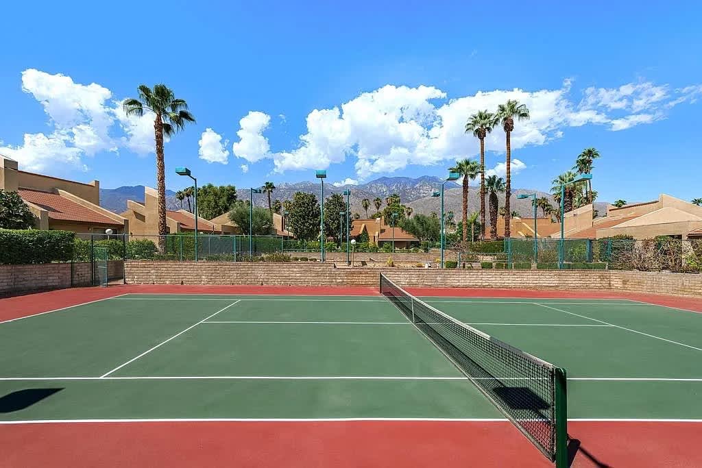 2BR/2BA Paradise @ The Pointe | Pool, Spa & Tennis - Picture 46
