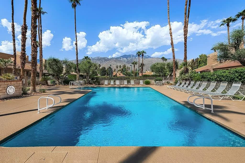 2BR/2BA Paradise @ The Pointe | Pool, Spa & Tennis - Picture 42