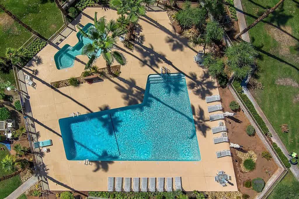 2BR/2BA Paradise @ The Pointe | Pool, Spa & Tennis - Picture 2
