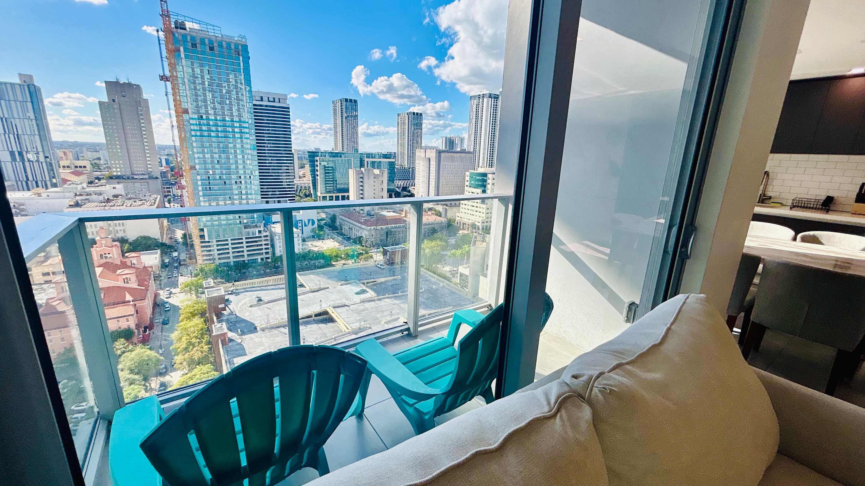 A Gallery in the Sky, Rare Corner Unit. Pool & Gym