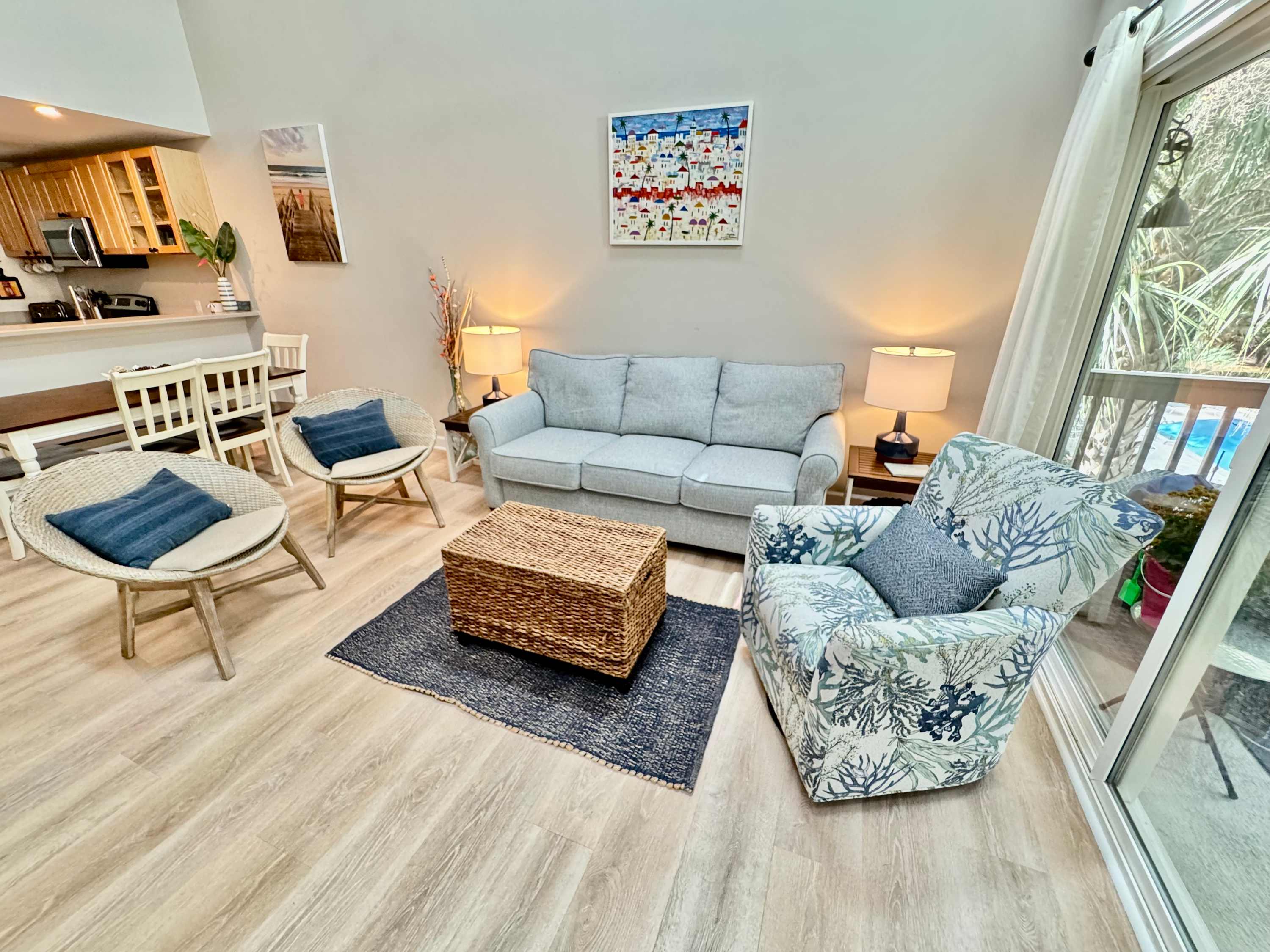 Beach close best of the best 3bd 3 ba pet friendly