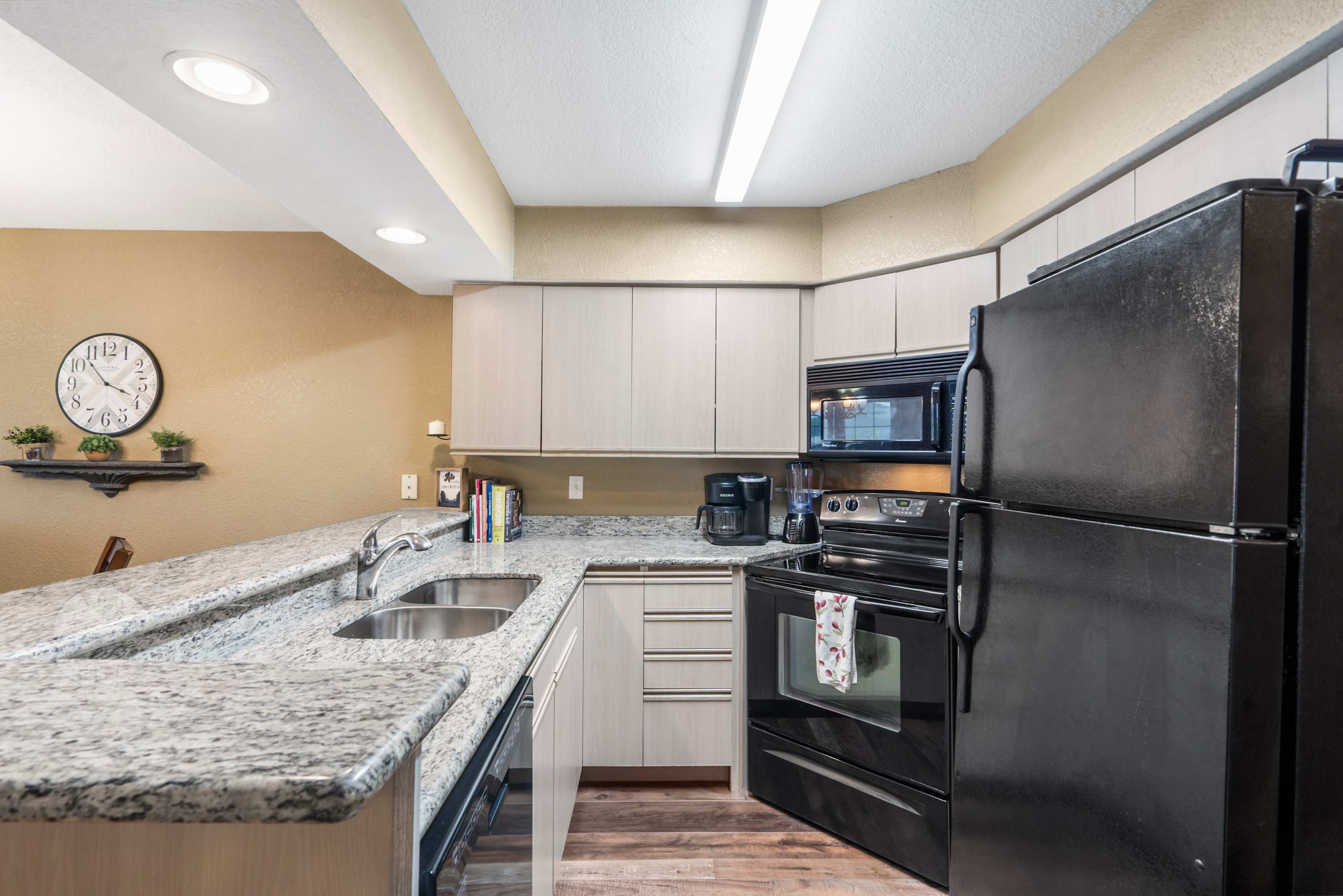 The open kitchen is well equipped for an unforgettable getaway​