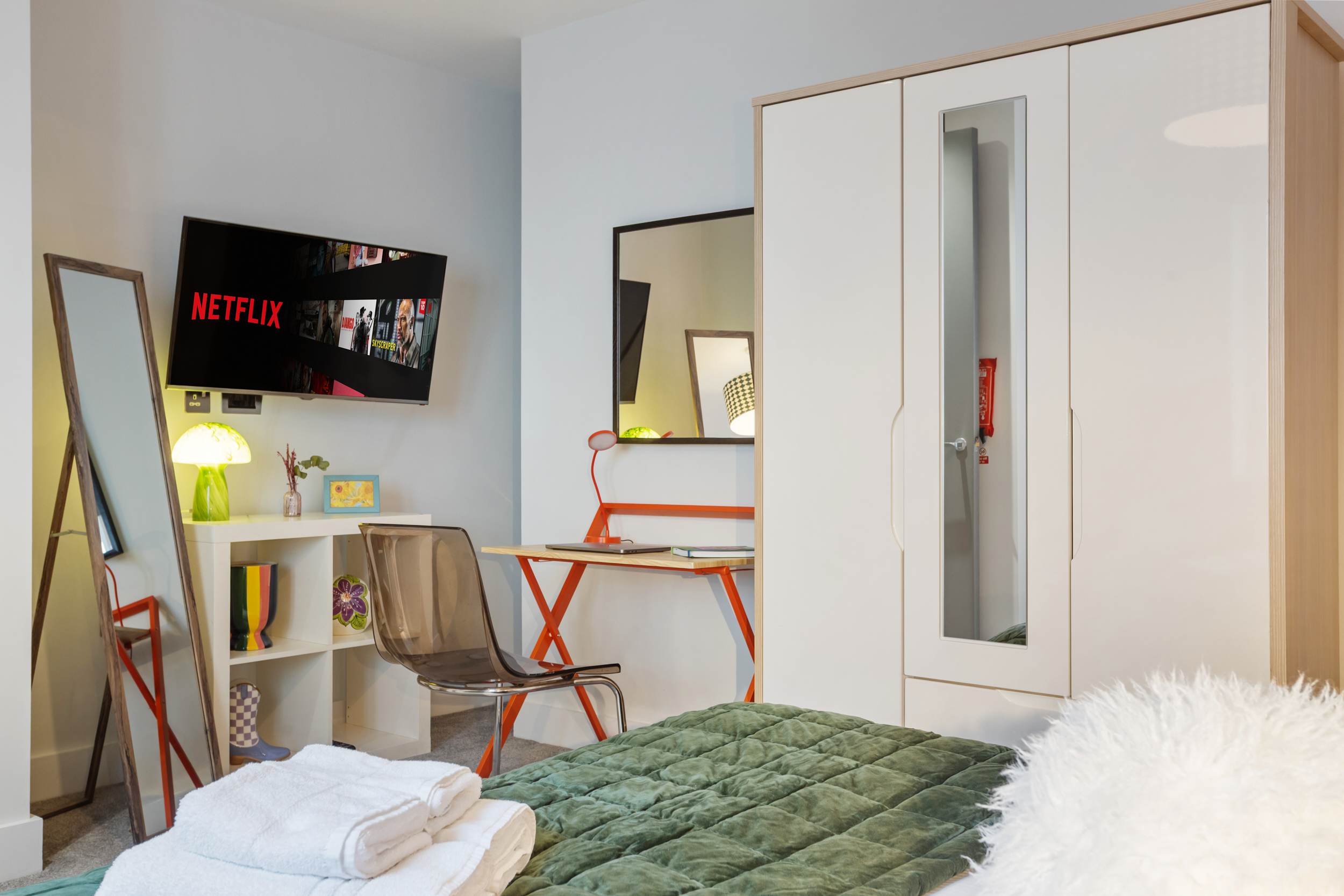 Hendon 1BR 4 Min to Station Sleeps 4 by Omega in Hendon Way 220 NW4 3NE - Property image 28 - VivreStays