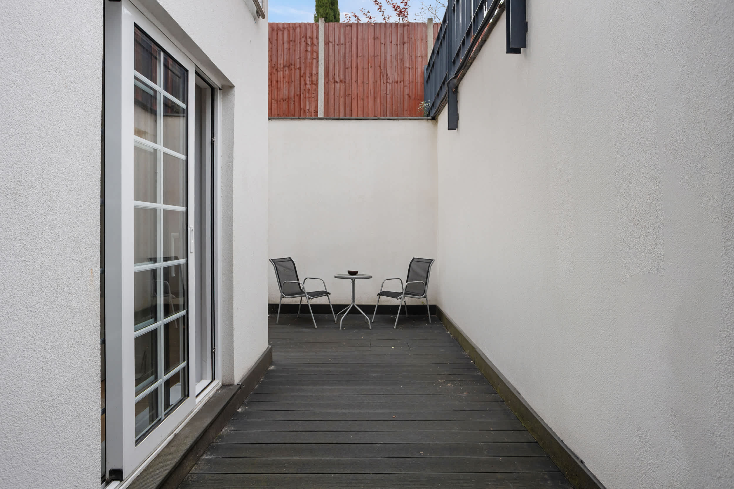 Hendon 1BR 4 Min to Station Sleeps 4 by Omega in Hendon Way 220 NW4 3NE - Property image 5 - VivreStays