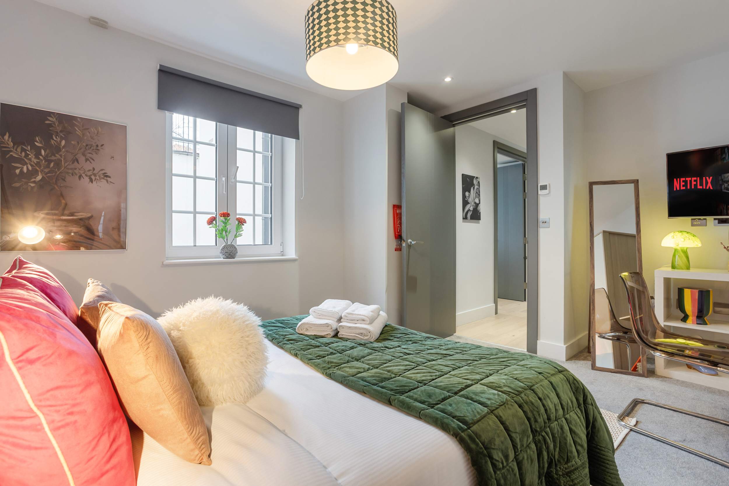 Hendon 1BR 4 Min to Station Sleeps 4 by Omega in Hendon Way 220 NW4 3NE - Property image 26 - VivreStays