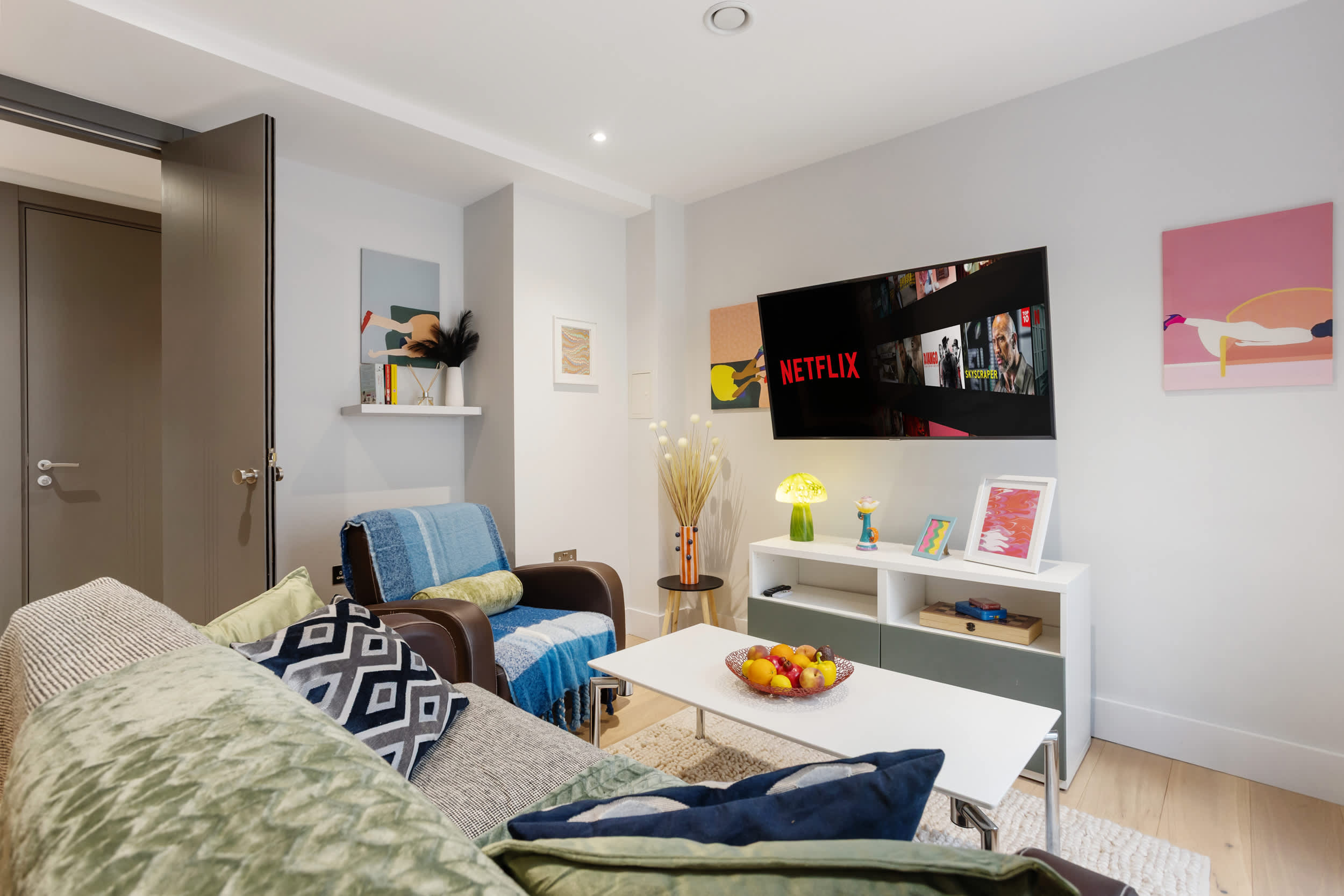 Hendon 1BR 4 Min to Station Sleeps 4 by Omega in Hendon Way 220 NW4 3NE - Property image 14 - VivreStays