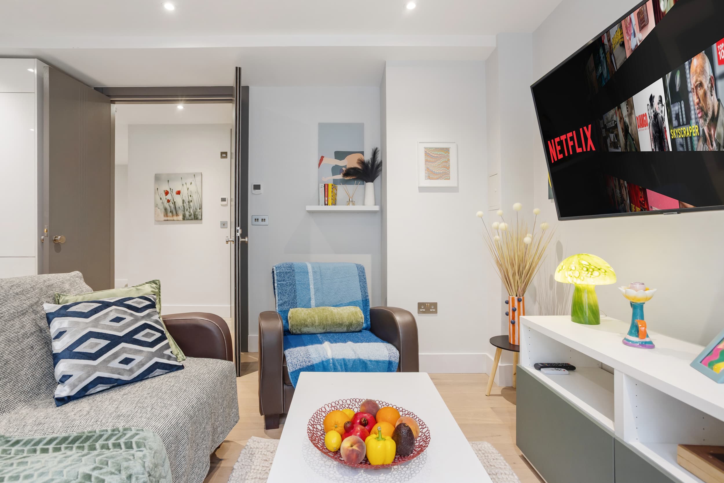 Hendon 1BR 4 Min to Station Sleeps 4 by Omega in Hendon Way 220 NW4 3NE - Property image 16 - VivreStays