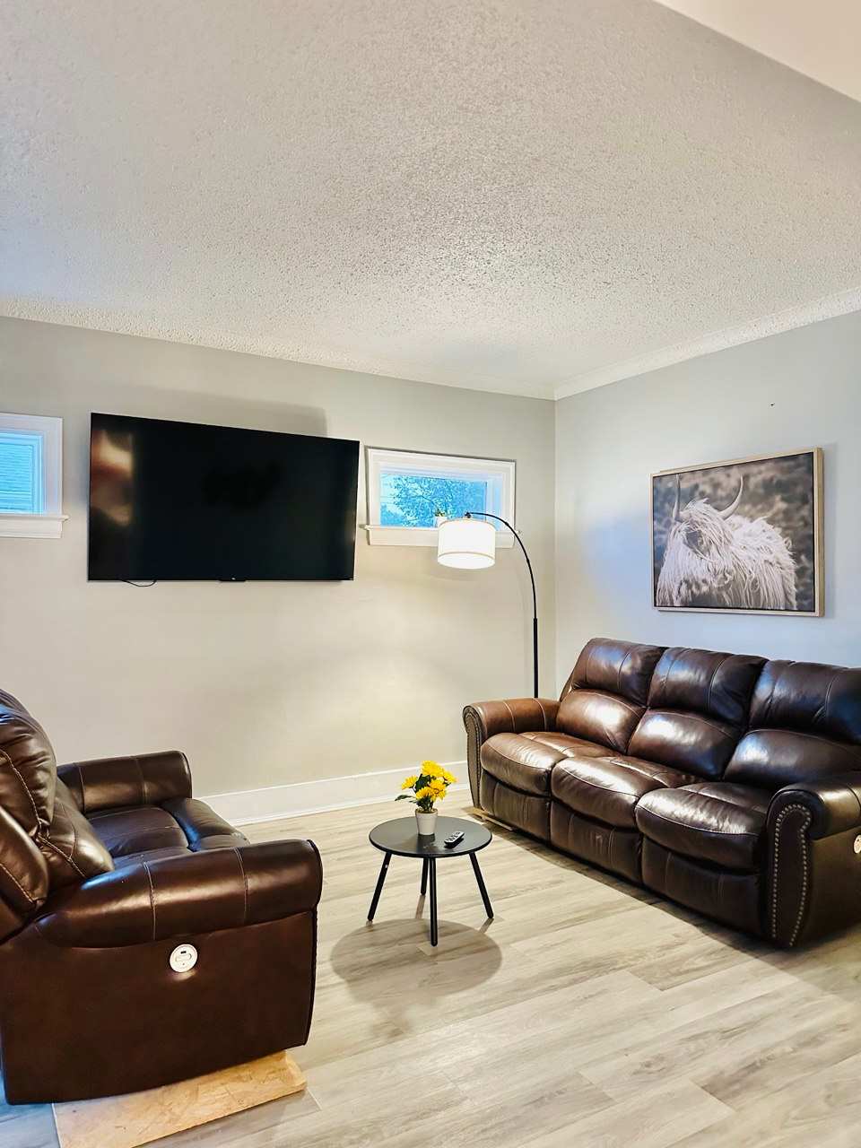 Come in a large group/Sleeps 14/7 Min to Airport β Winnipeg, MB β vacation rental