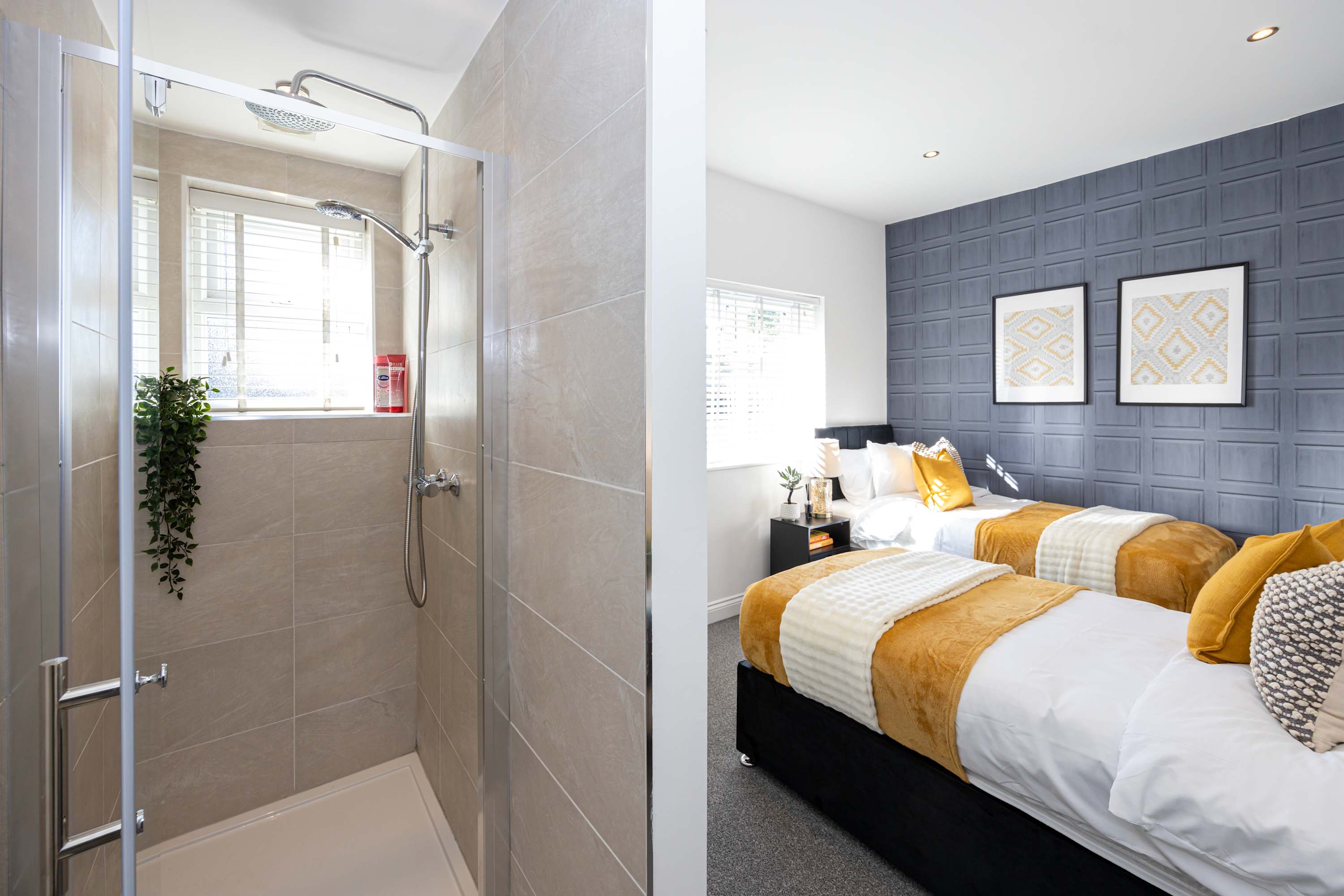 Cosy apartment in the heart of Sale in Ashton Lane M33 6WQ - Property image 16 - VivreStays