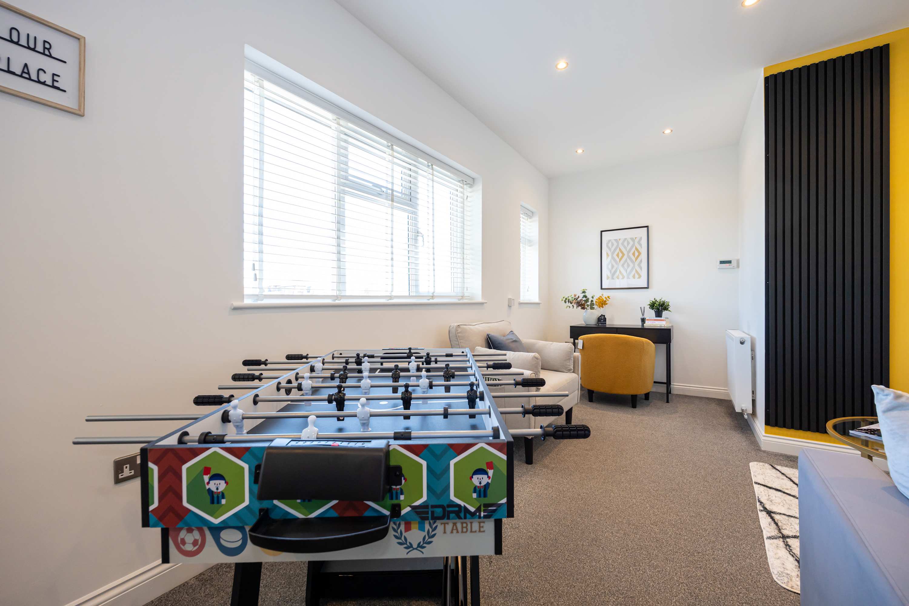 Cosy apartment in the heart of Sale in Ashton Lane M33 6WQ - Property image 31 - VivreStays