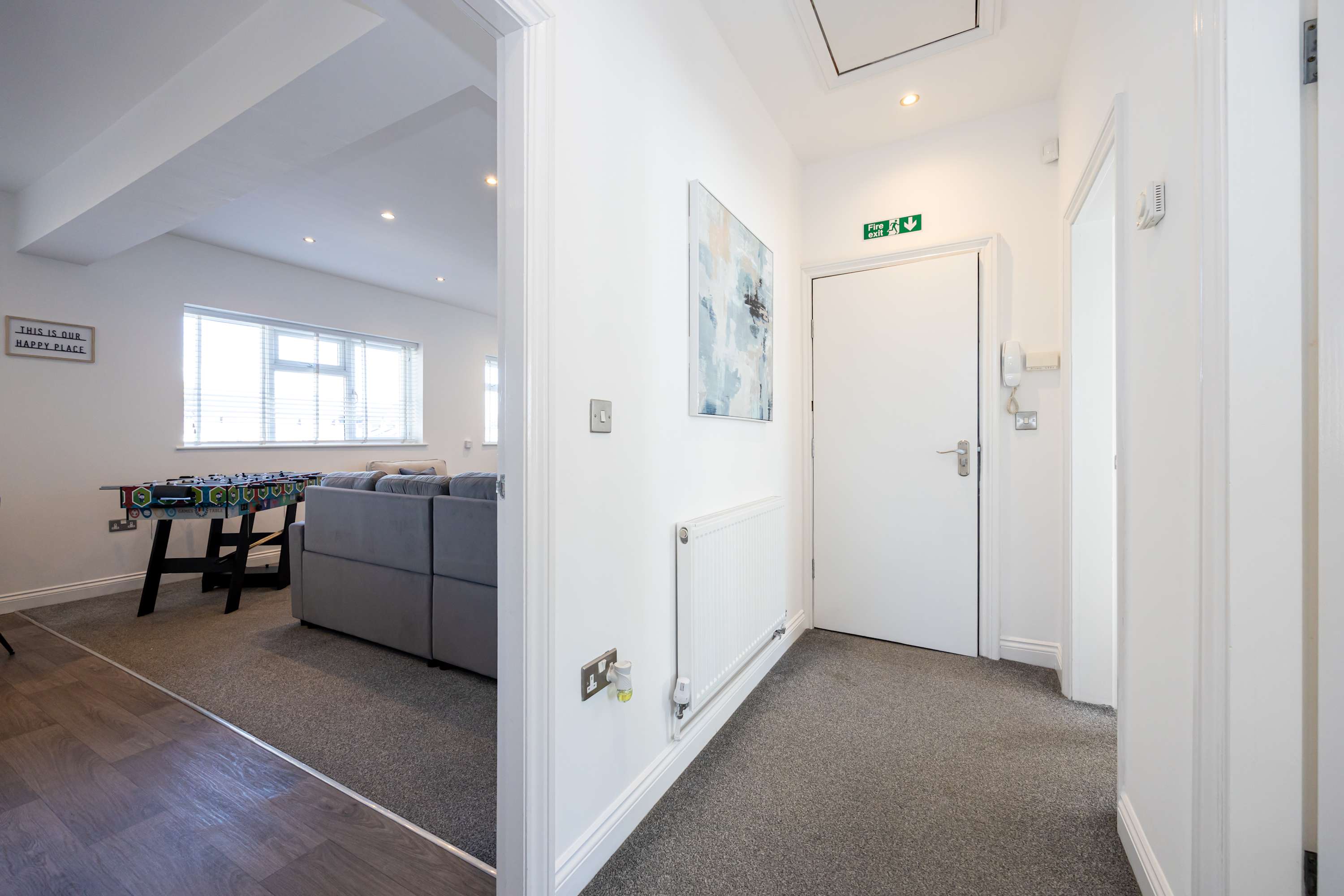Cosy apartment in the heart of Sale in Ashton Lane M33 6WQ - Property image 33 - VivreStays