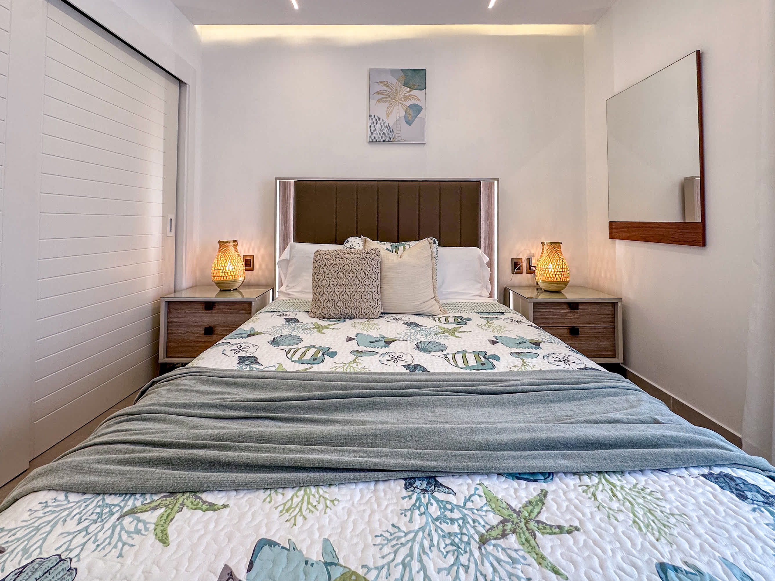 Modern and gorgeous beach condo
