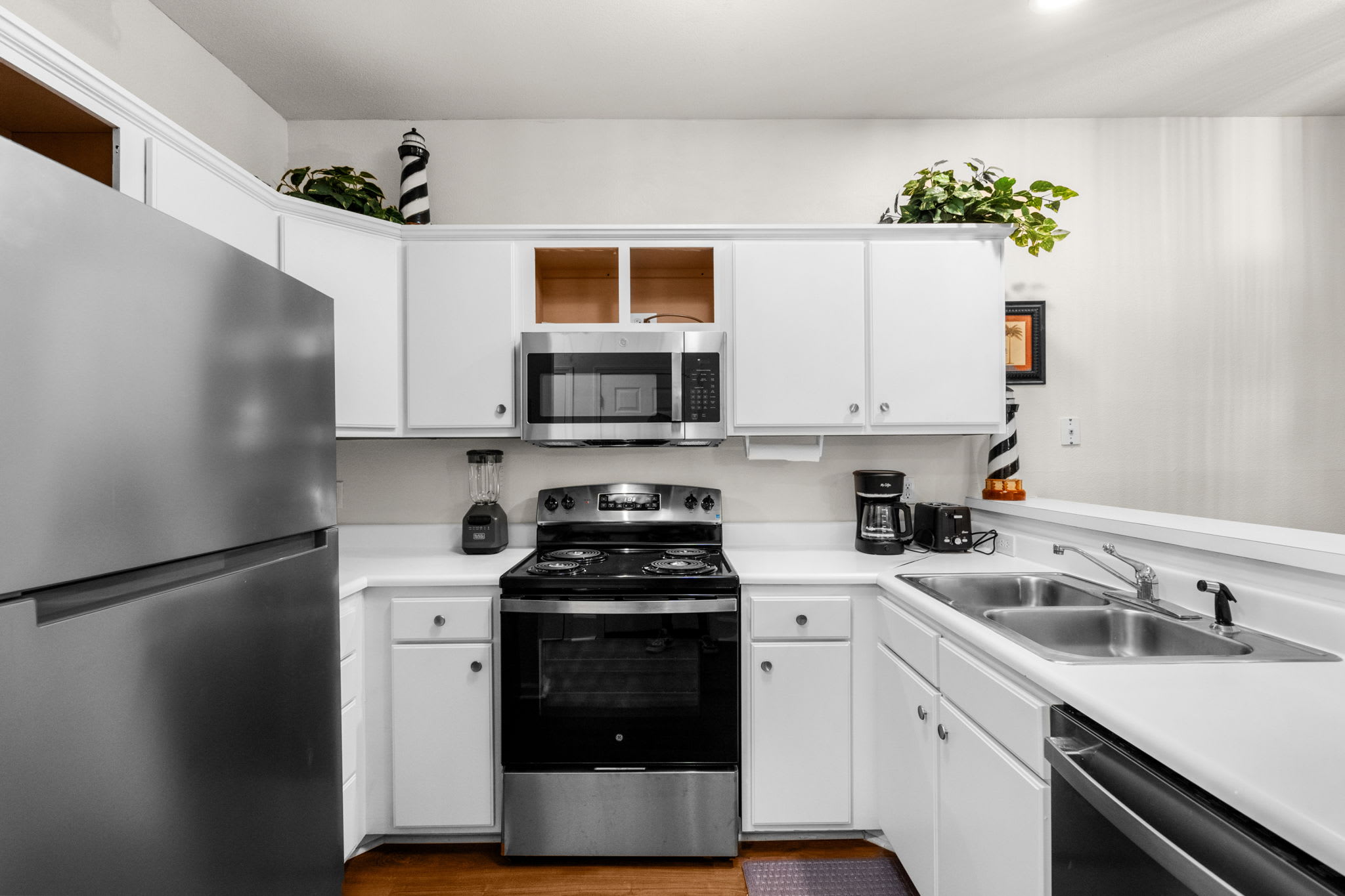 River Oaks Unit 2H | Photo 16