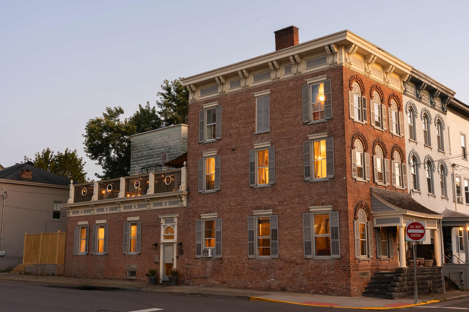 The Mulford Alden House - Historic Hudson Luxury