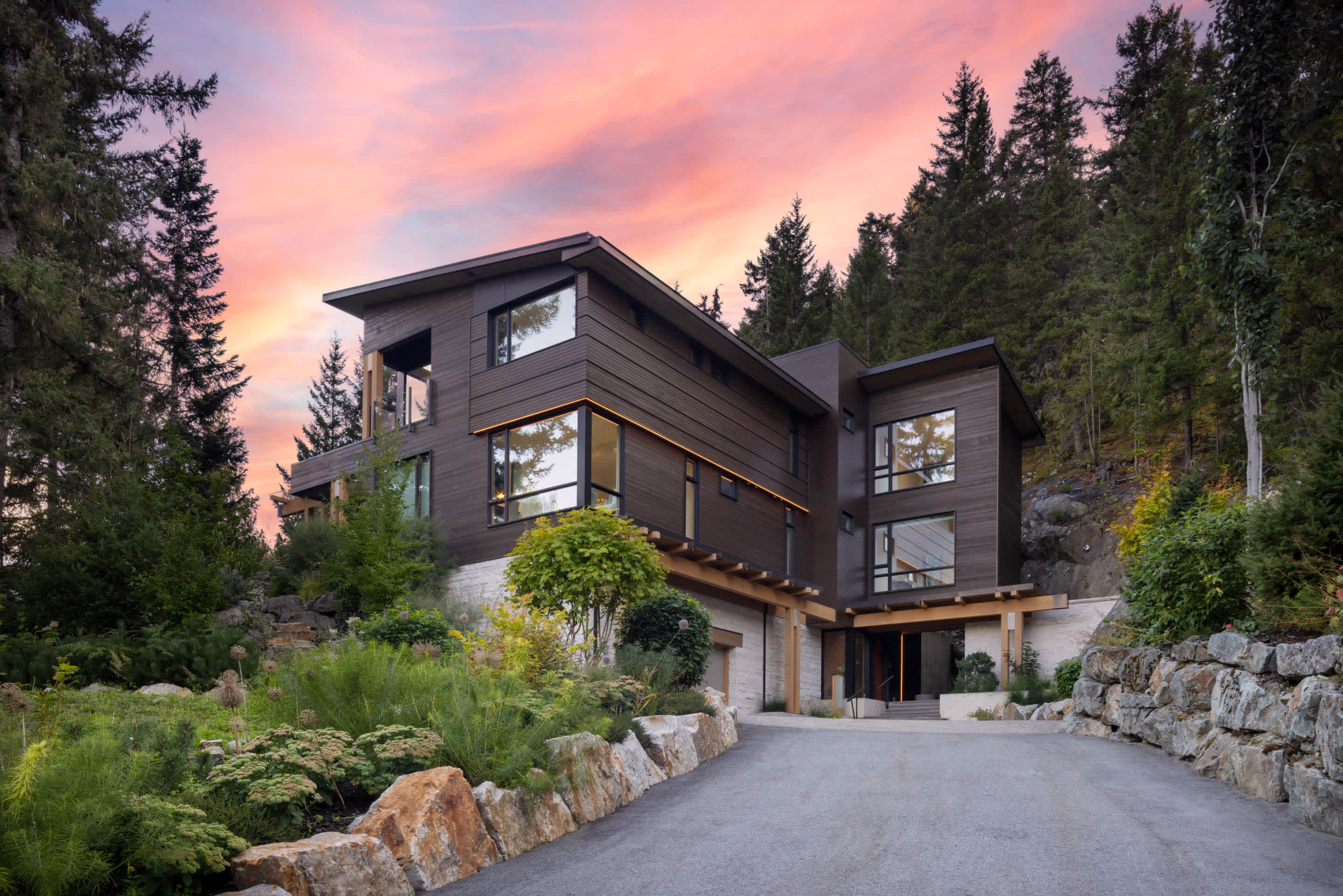 Falcon View Chalet 6