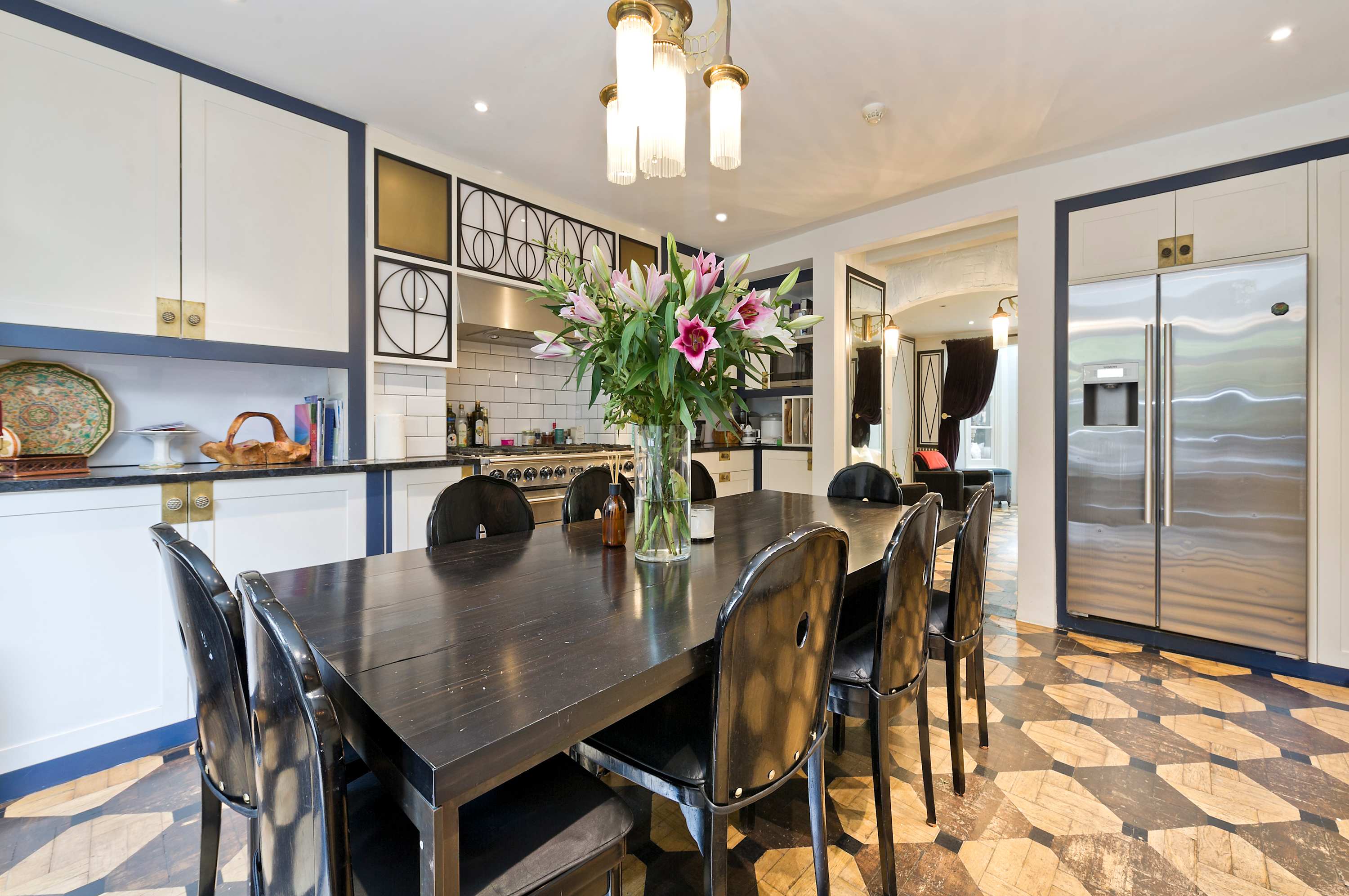 Stylish 5 Bed House in St. John's Wood/Maida Vale in Alma Square 6 NW8 9QD - Property image 20 - VivreStays