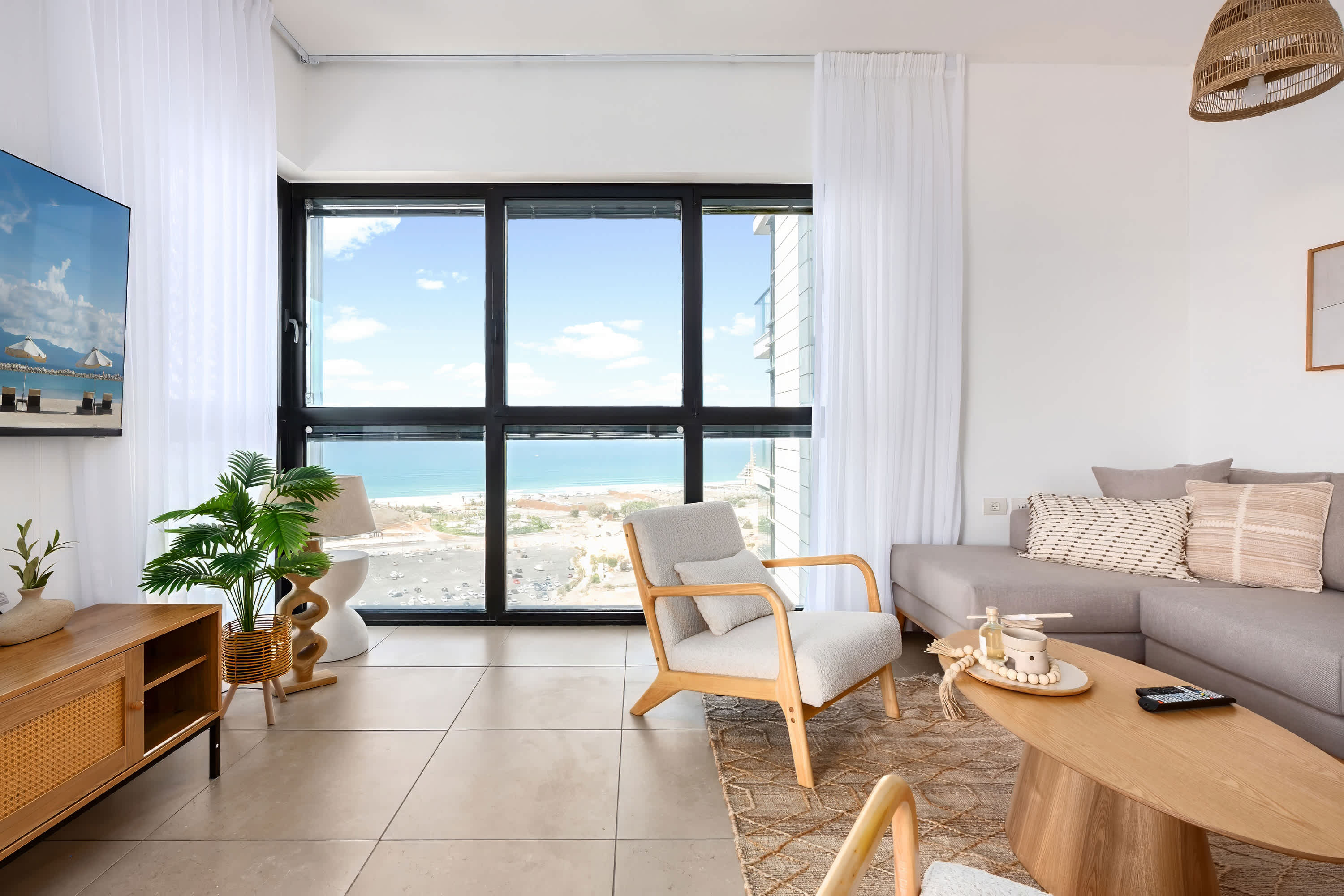 Tower Apartment w/ Sea View & Style | Mamad β Bat Yam, Center District β vacation rental