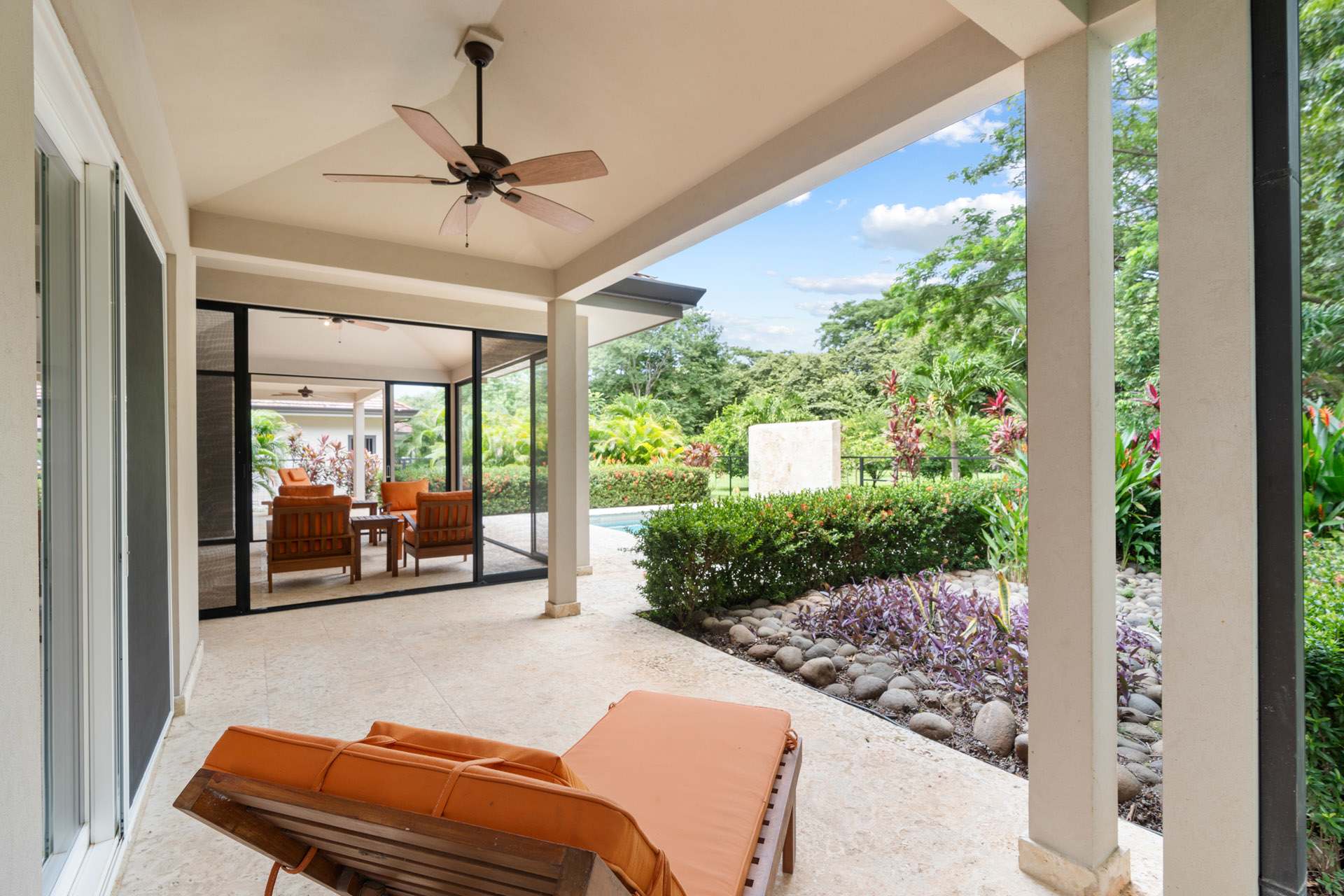 Beautiful Home in a Gated Neighborhood, Walking Distance to the Beach with Garden Views and a Pool โ Brasilito, Guanacaste Province โ vacation rental