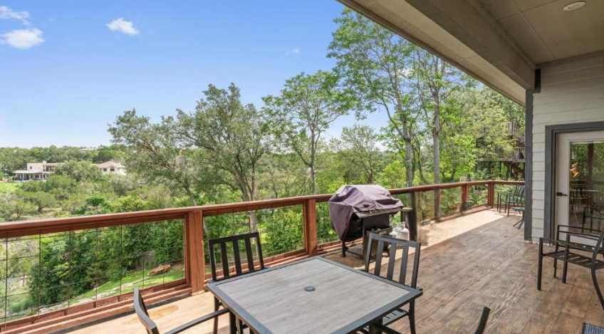 Refreshing outdoor patio with BBQ grill