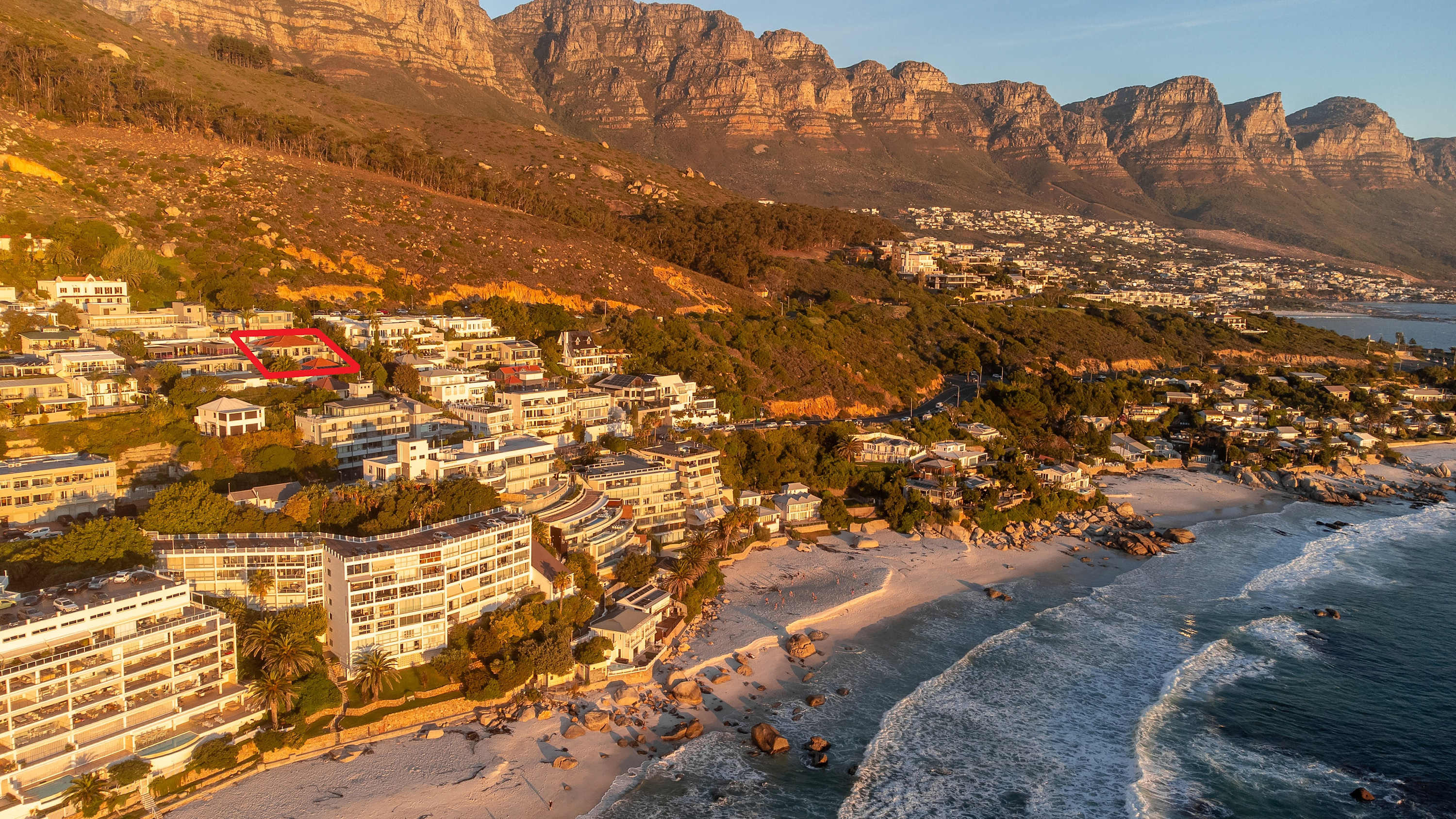 Lisburn On Clifton Beach House - Modern with views — Cape Town, Western Cape — vacation rental